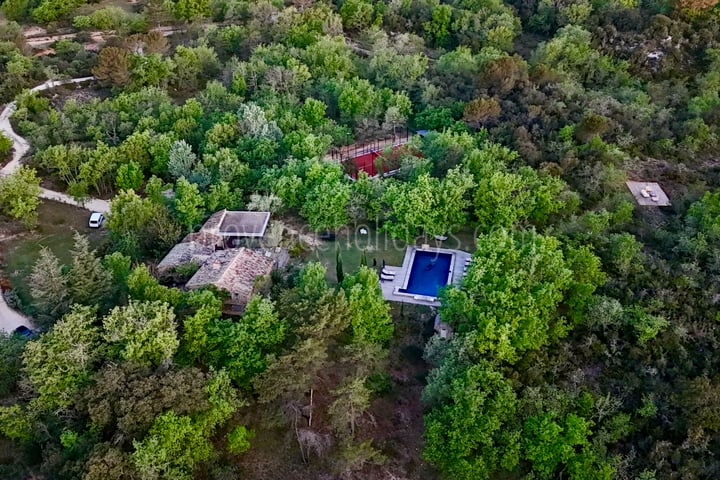 50 - Les Vues du Luberon: Villa: Exterior