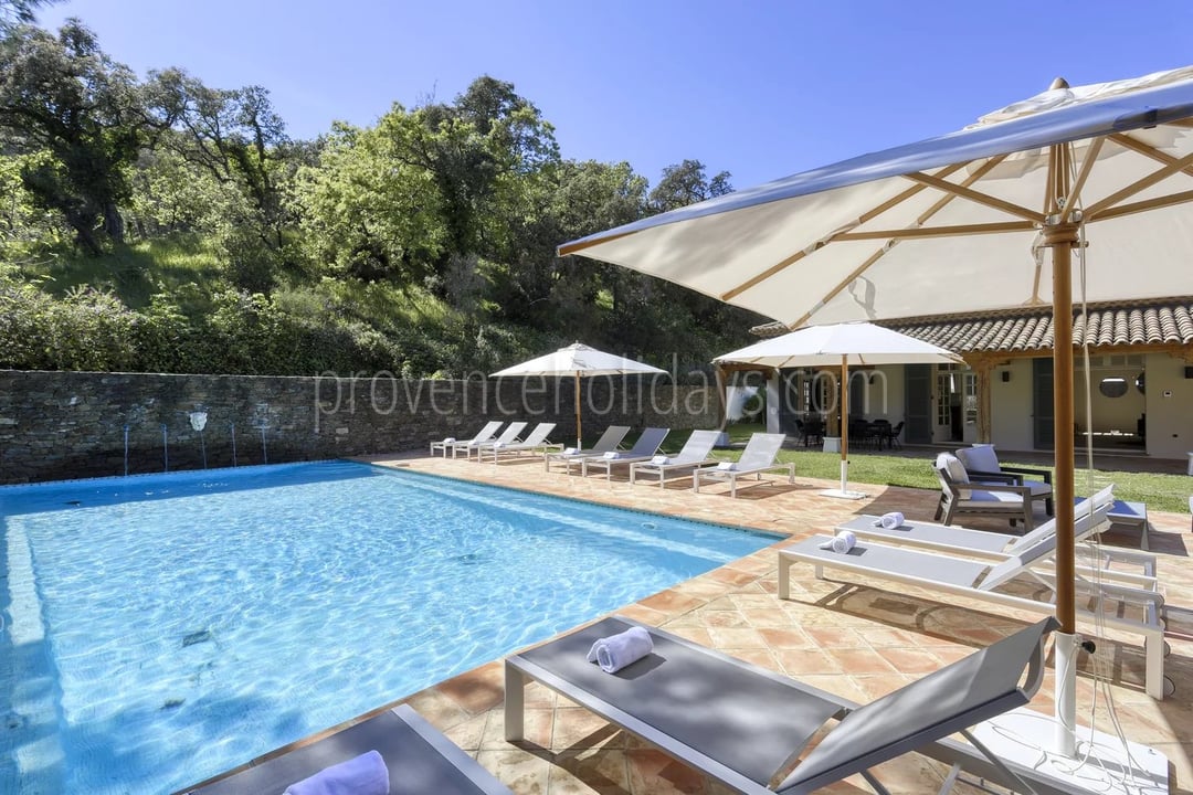 4 - Renovated mas, Ramatuelle: Villa: Pool