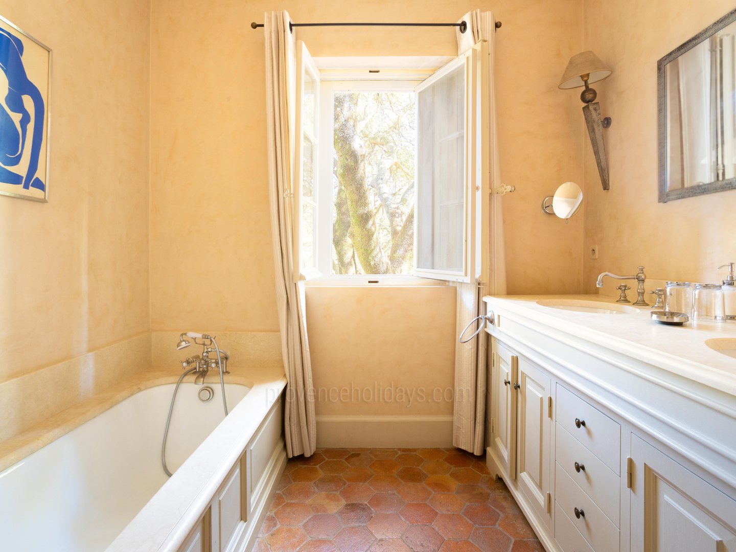 65 - Maison Pellegrine: Villa: Bathroom
