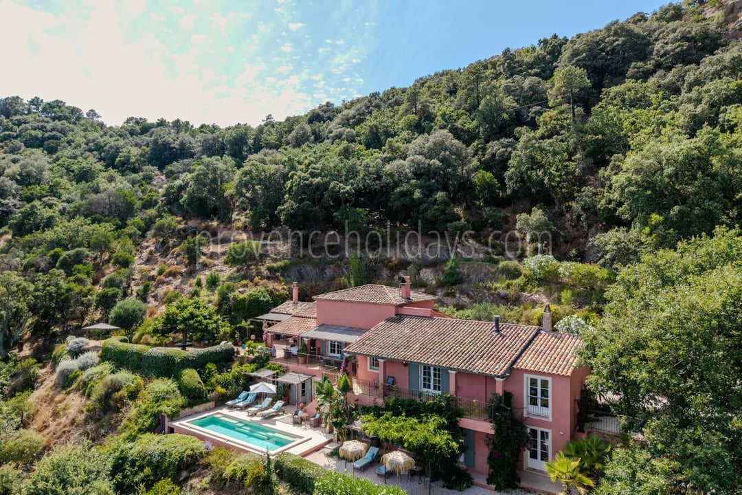 21 - Villa with sauna in La Garde-Freinet: Villa: Pool