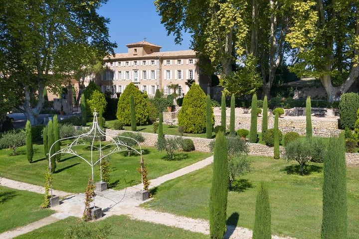 Château Pesquié