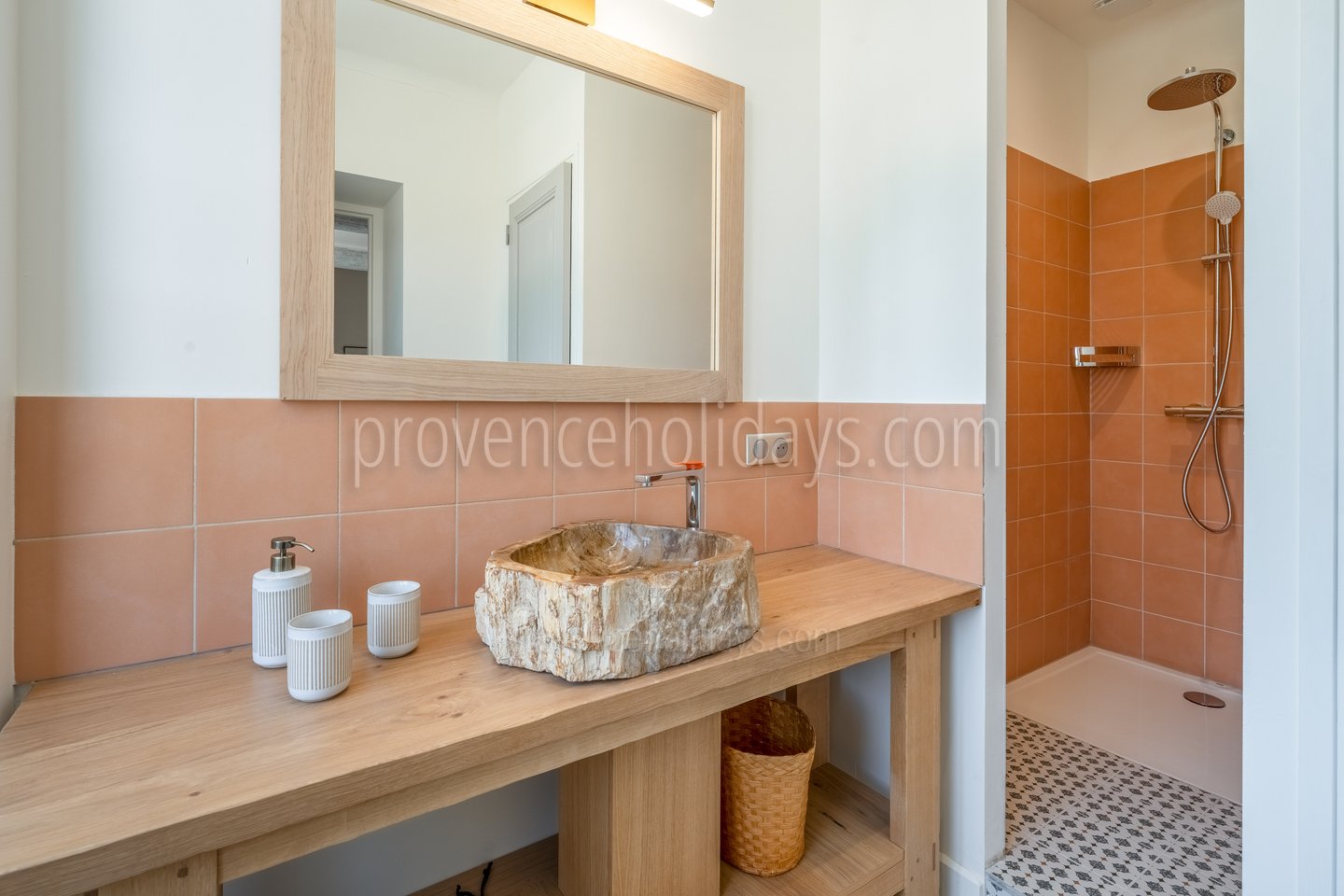 25 - L\'art de vivre: Villa: Bathroom