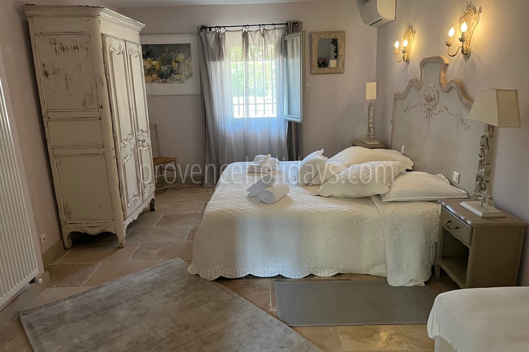 37 - Villa Ella: Villa: Bedroom