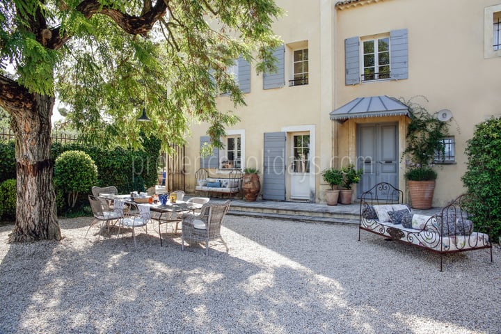 Authentieke Provençaalse Vakantiewoning met Gastenverblijf