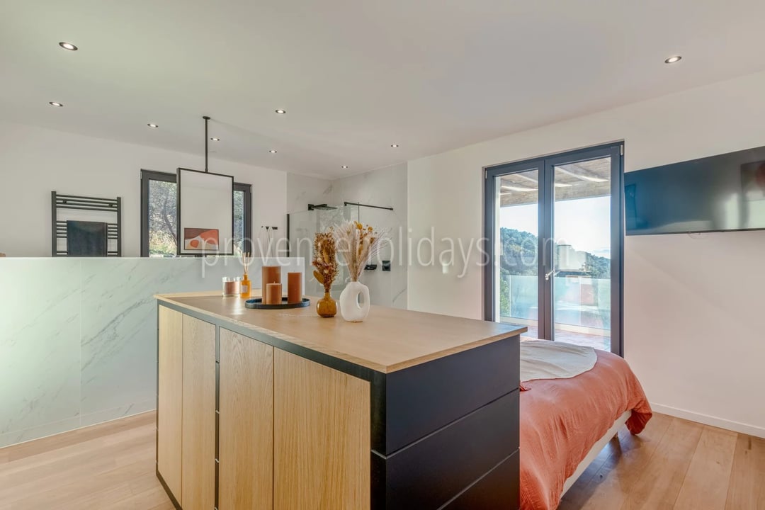 23 - Quiet property in La Croix-Valmer: Villa: Bedroom