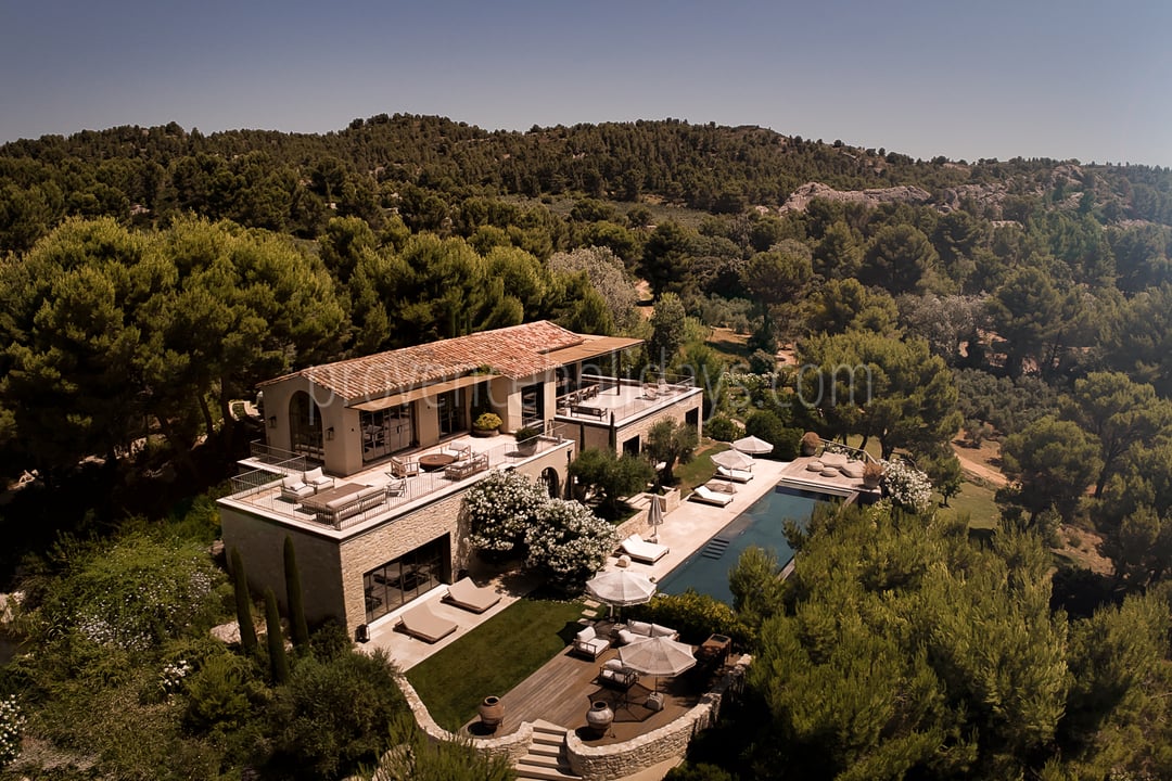 3 - Villa Paradis: Villa: Exterior