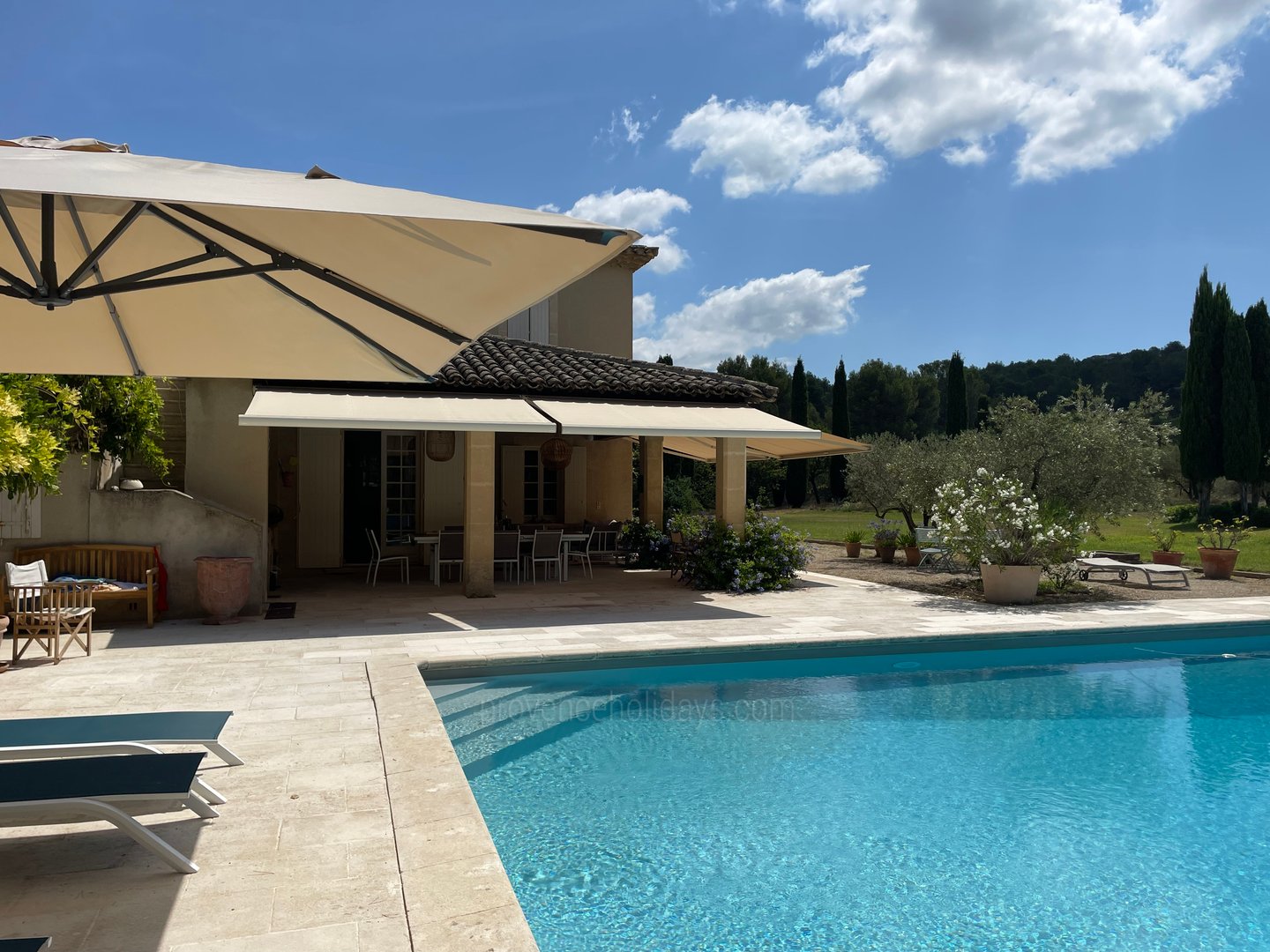 8 - Mas des Trois Cyprès: Villa: Pool