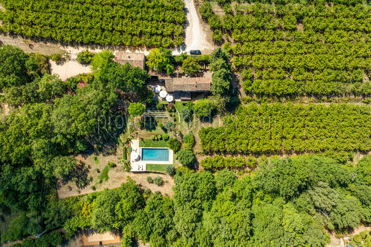 9 - Domaine des Pierres: Villa: Exterior