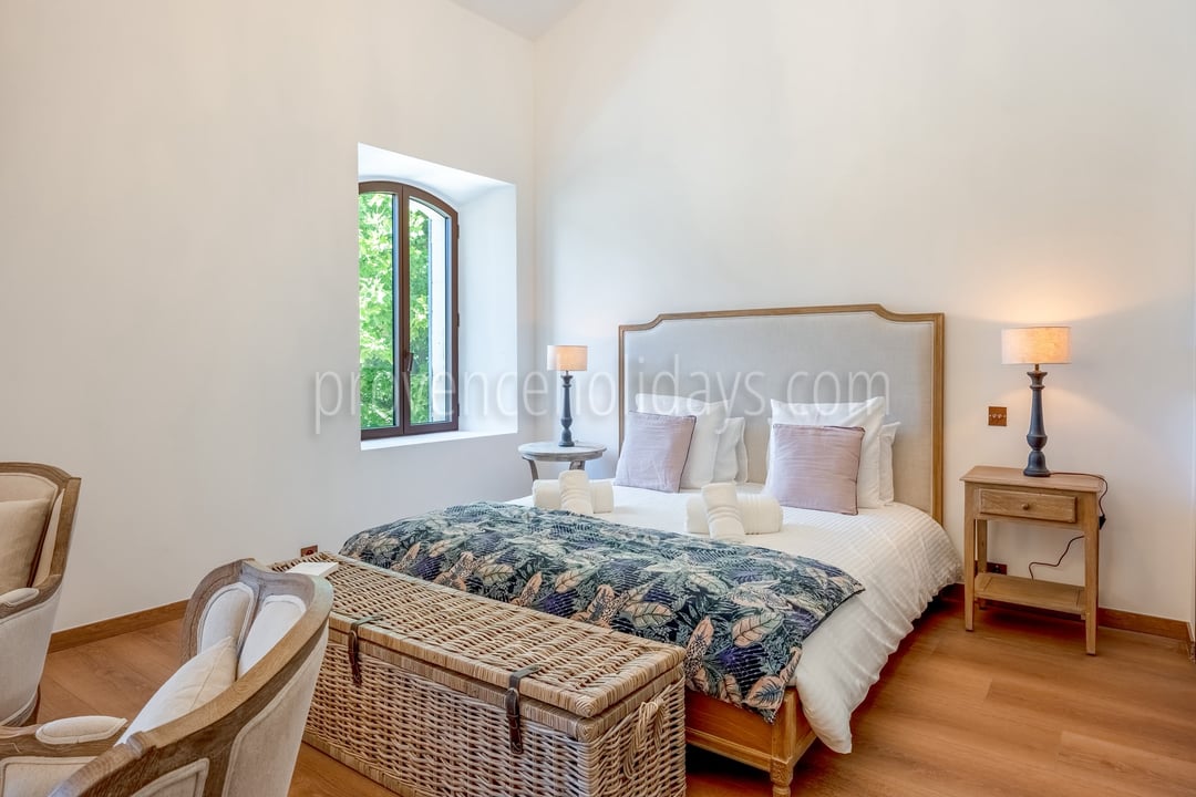 5 - Mas Florence: Villa: Bedroom