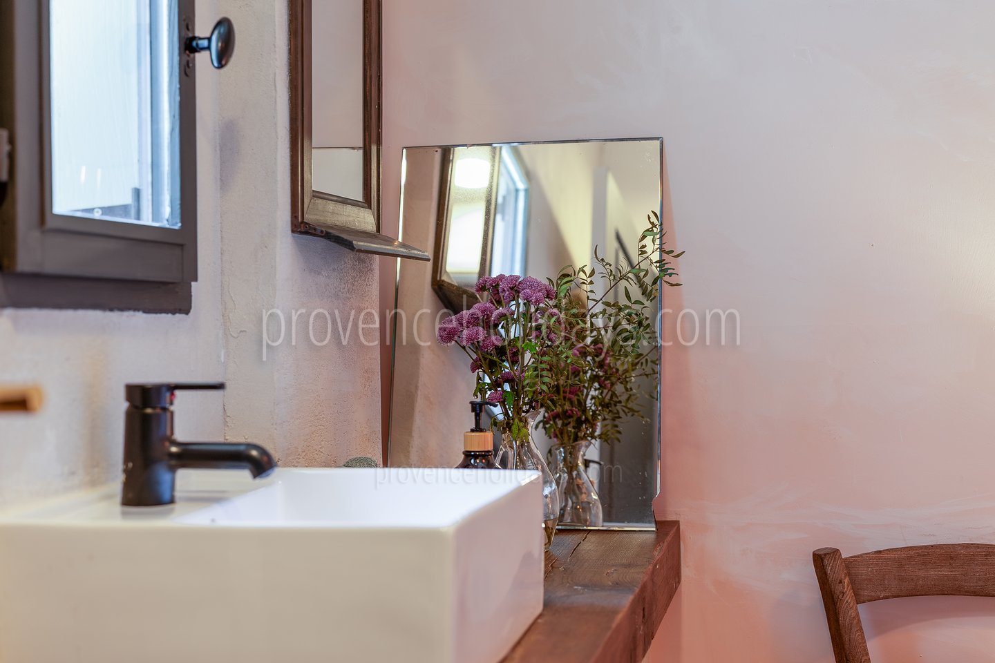 27 - La Terrasse Provençale: Villa: Bathroom