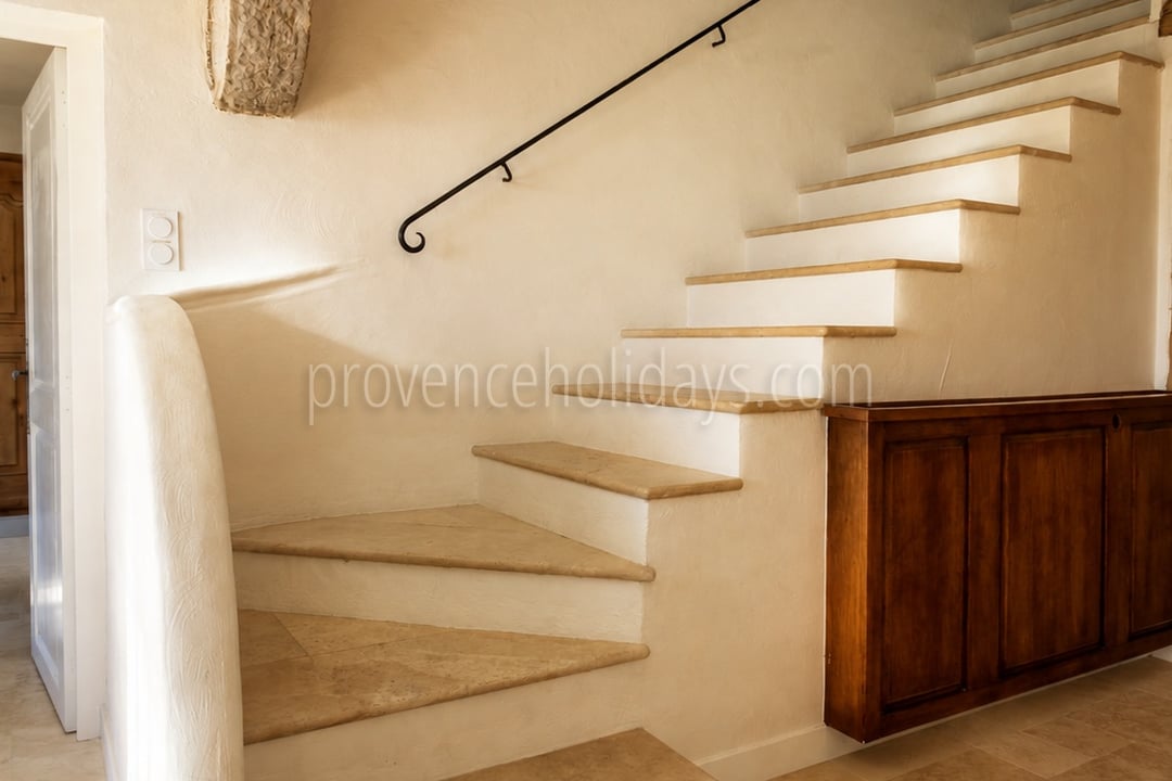 32 - Villa Caleous: Villa: Interior