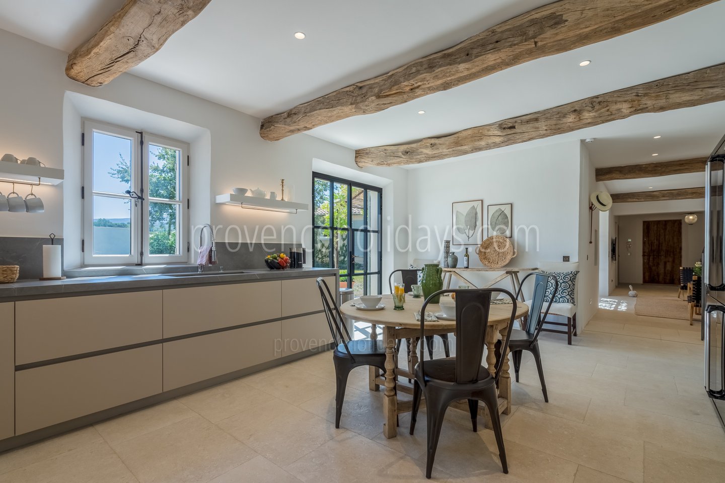 26 - Mas des Vignobles: Villa: Interior