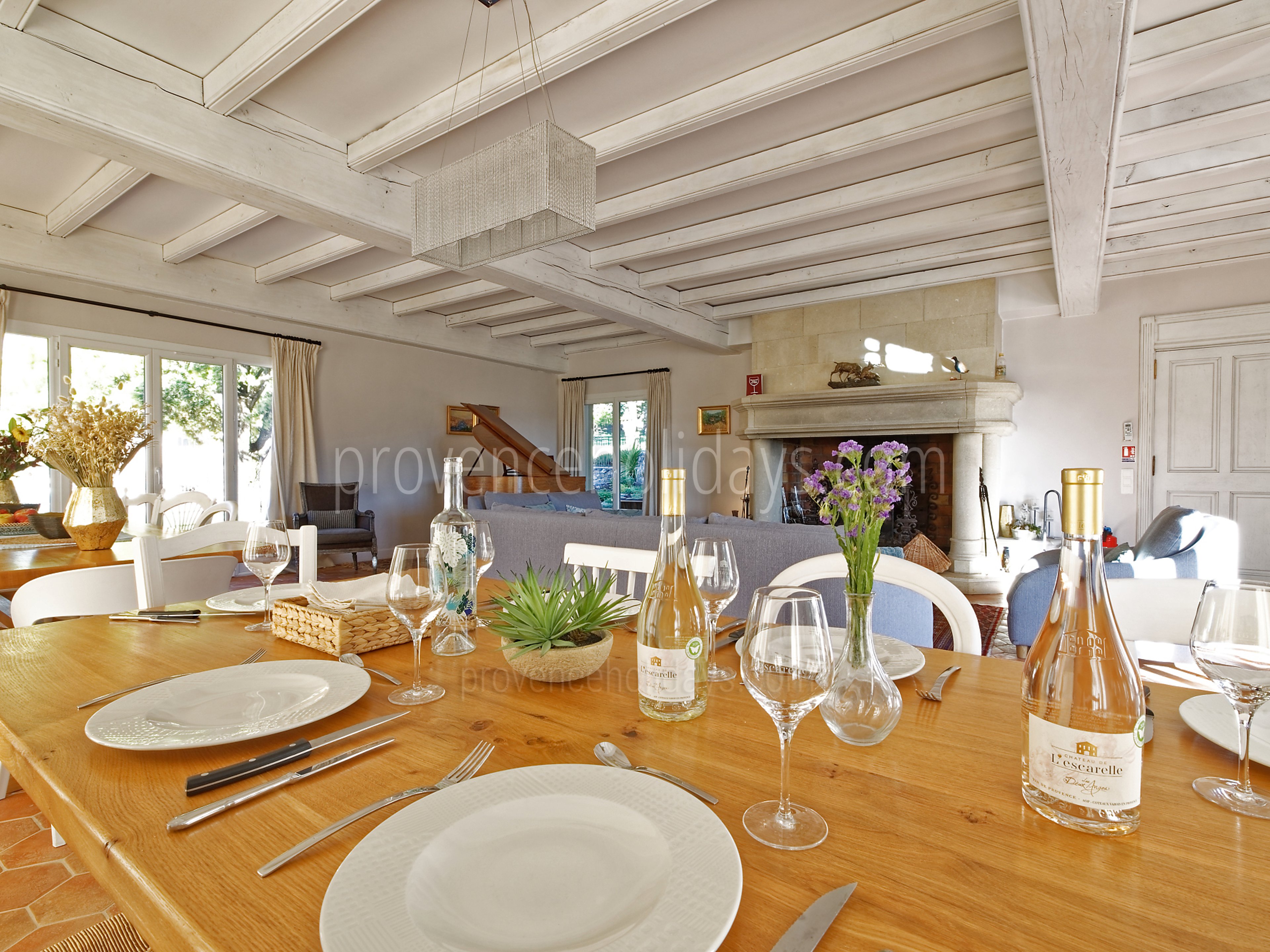 79 - Villa Garrigue: Villa: Interior