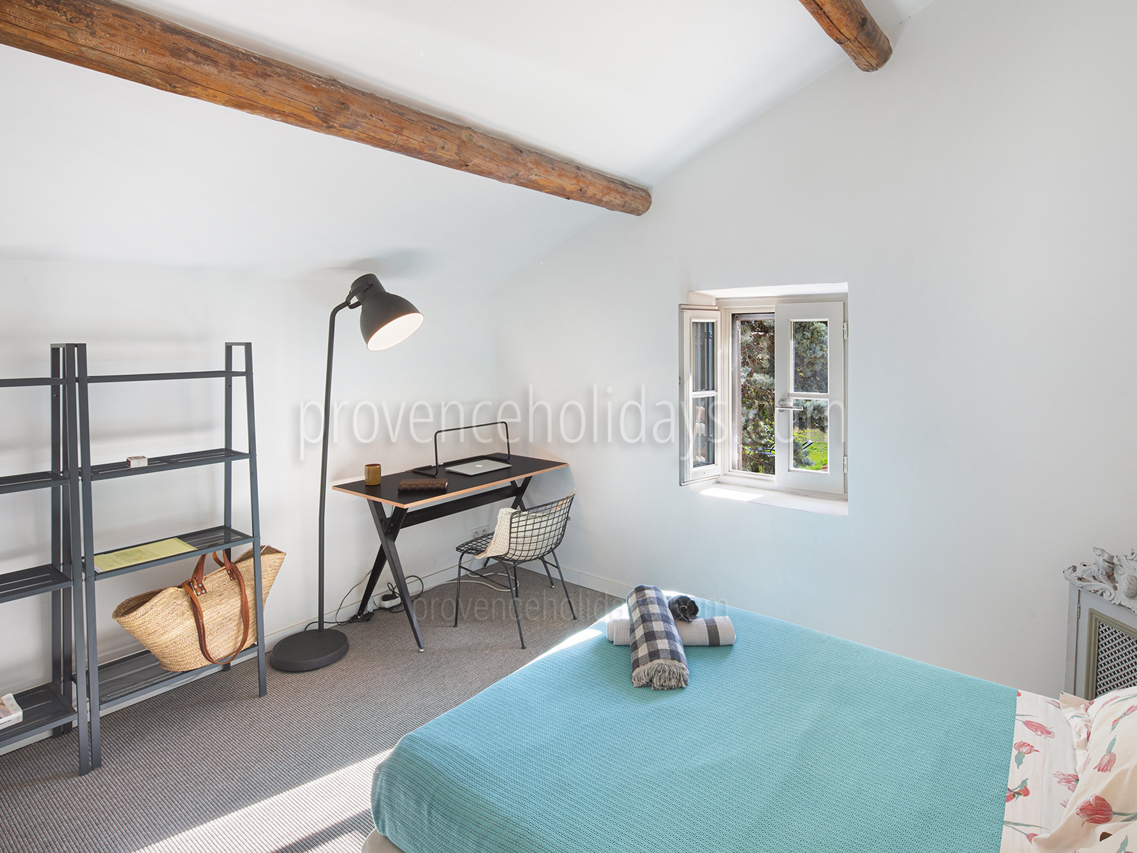 24 - Mas des Ocres: Villa: Bedroom