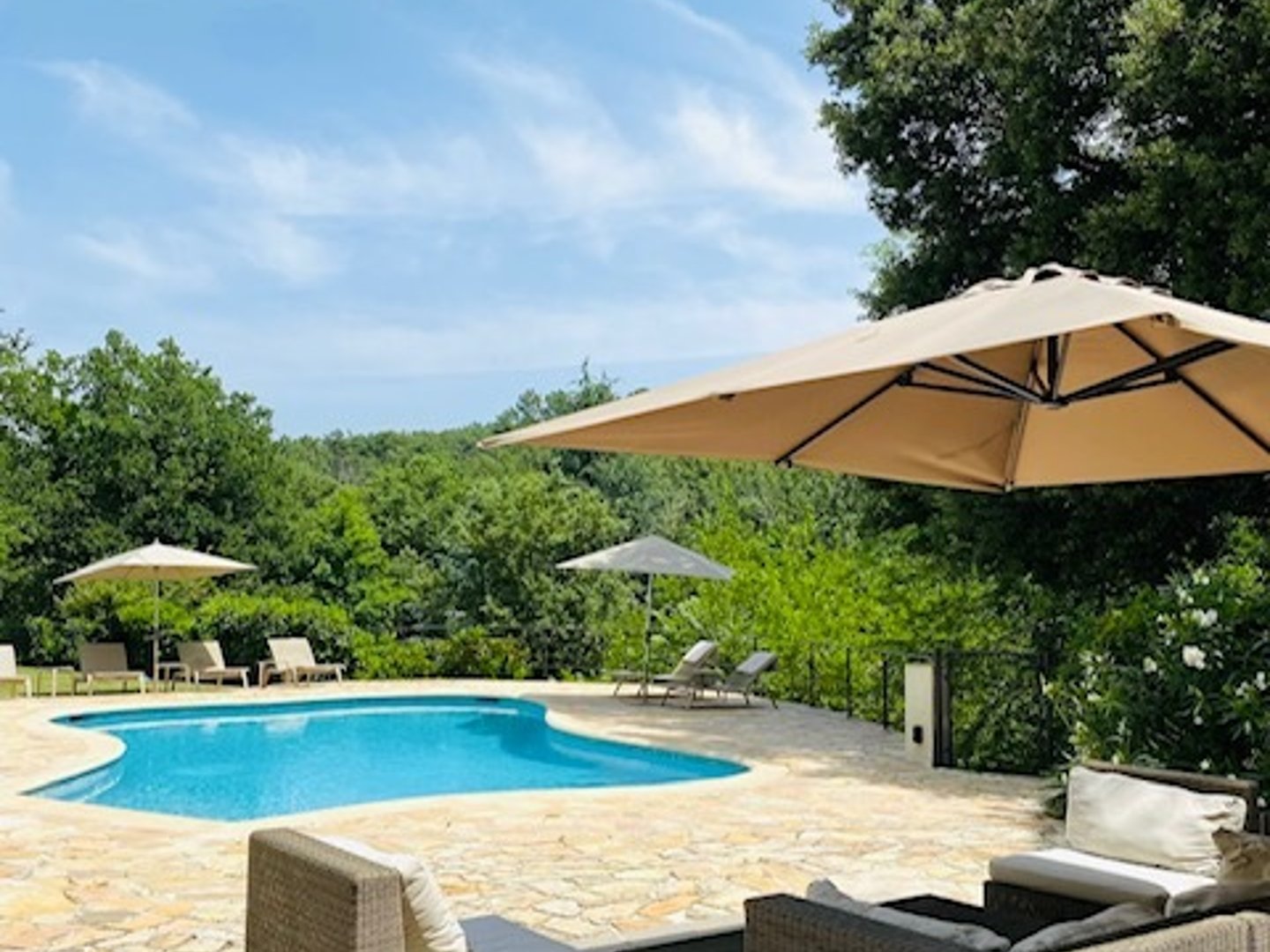 47 - Villa Secrète : Villa: Pool