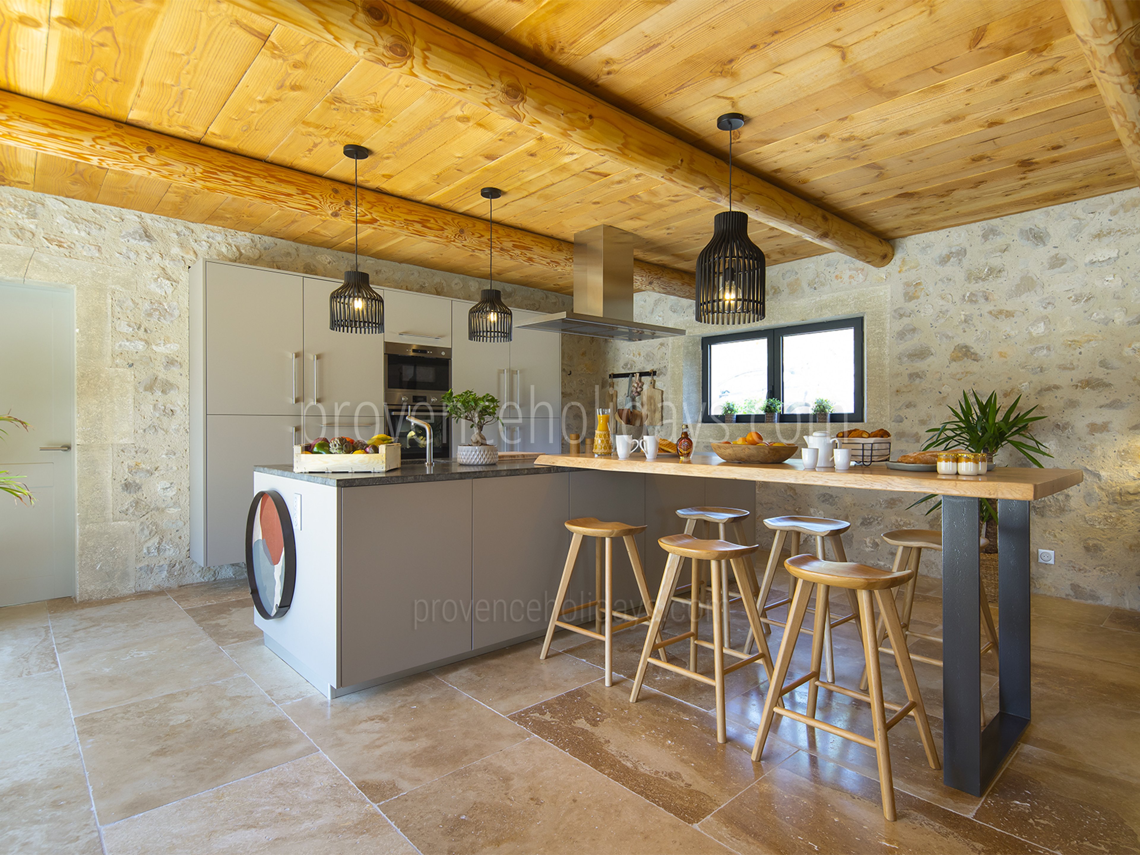 3 - Mas des Cerisiers: Villa: Interior
