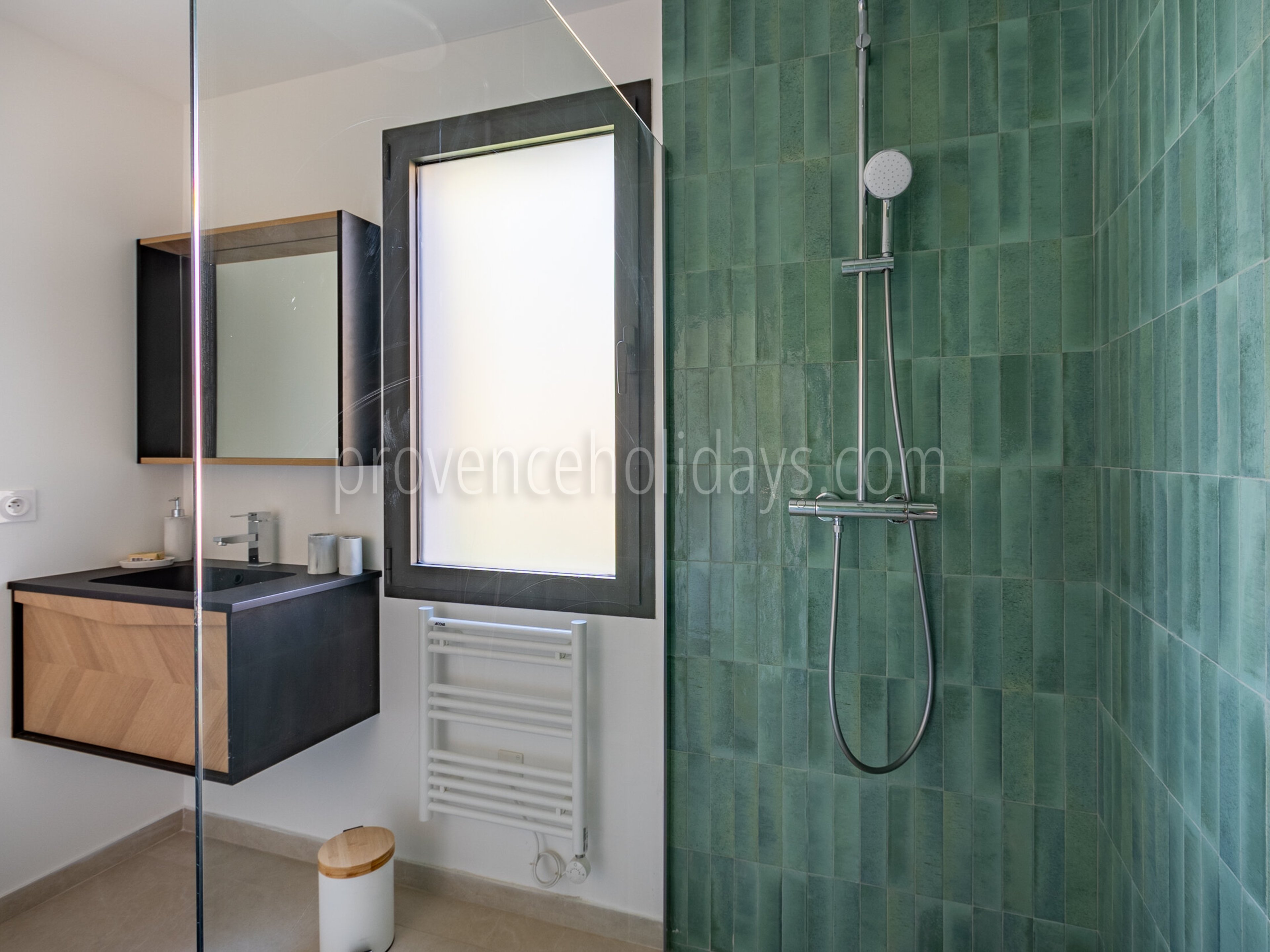 24 - Villa Odyssée: Villa: Bathroom