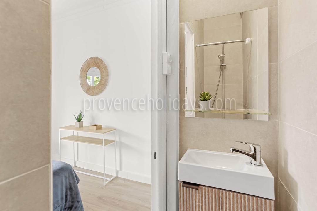 15 - Villa Glory: Villa: Bathroom