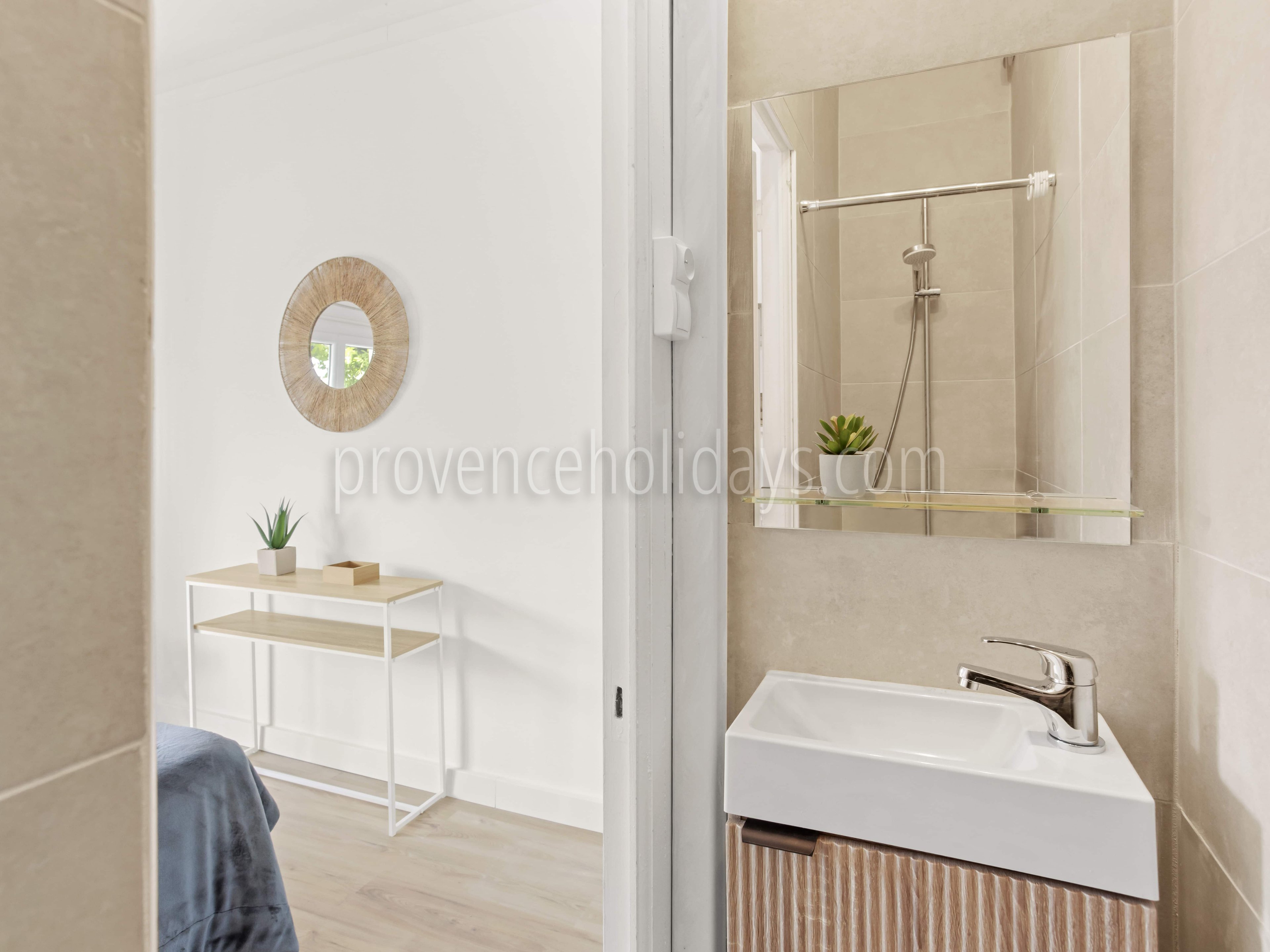 15 - Villa Glory: Villa: Bathroom