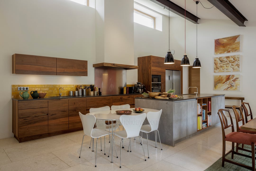 50 - Mas des Sources: Villa: Interior