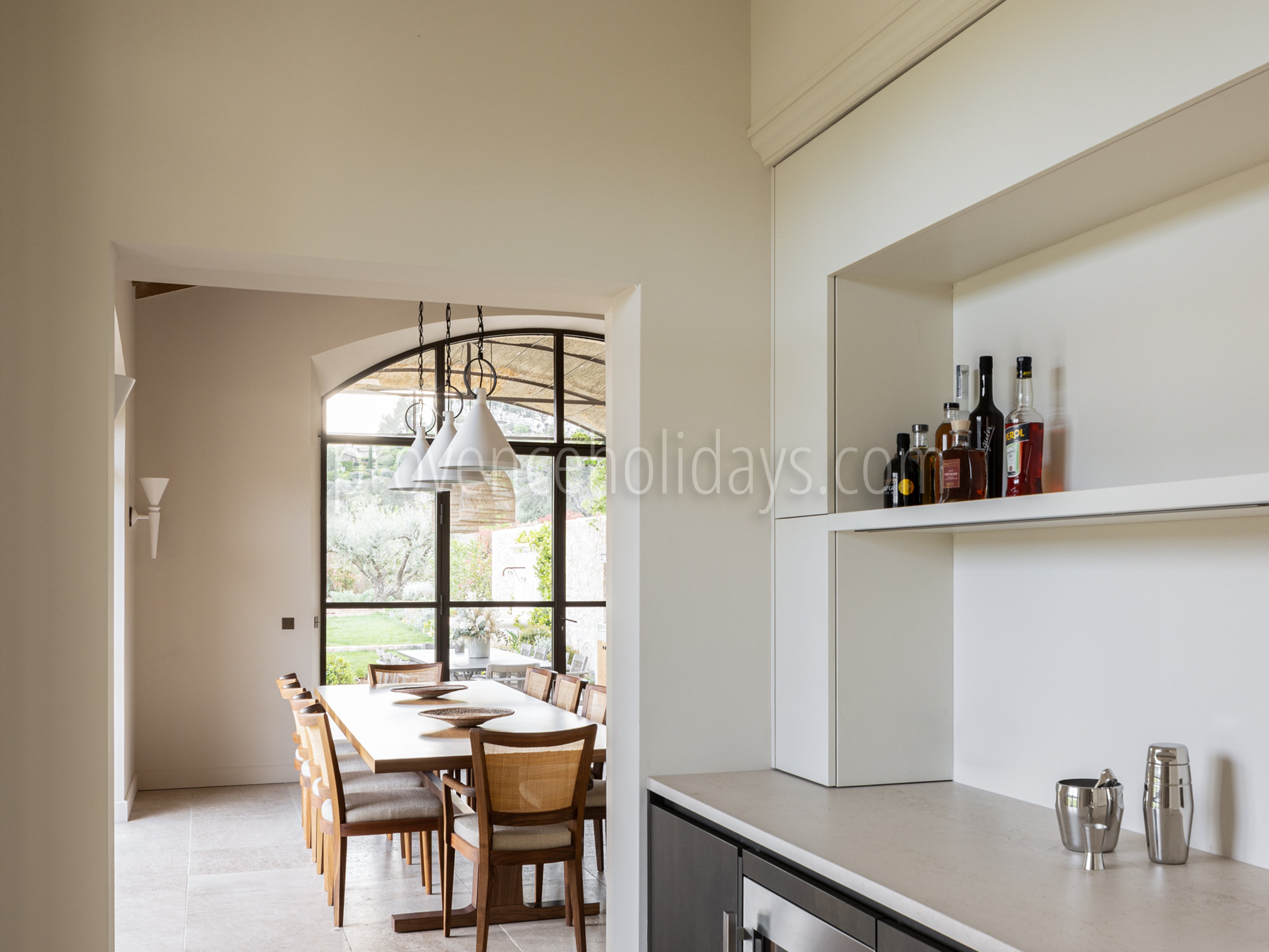 35 - Mas Chabaud: Villa: Interior