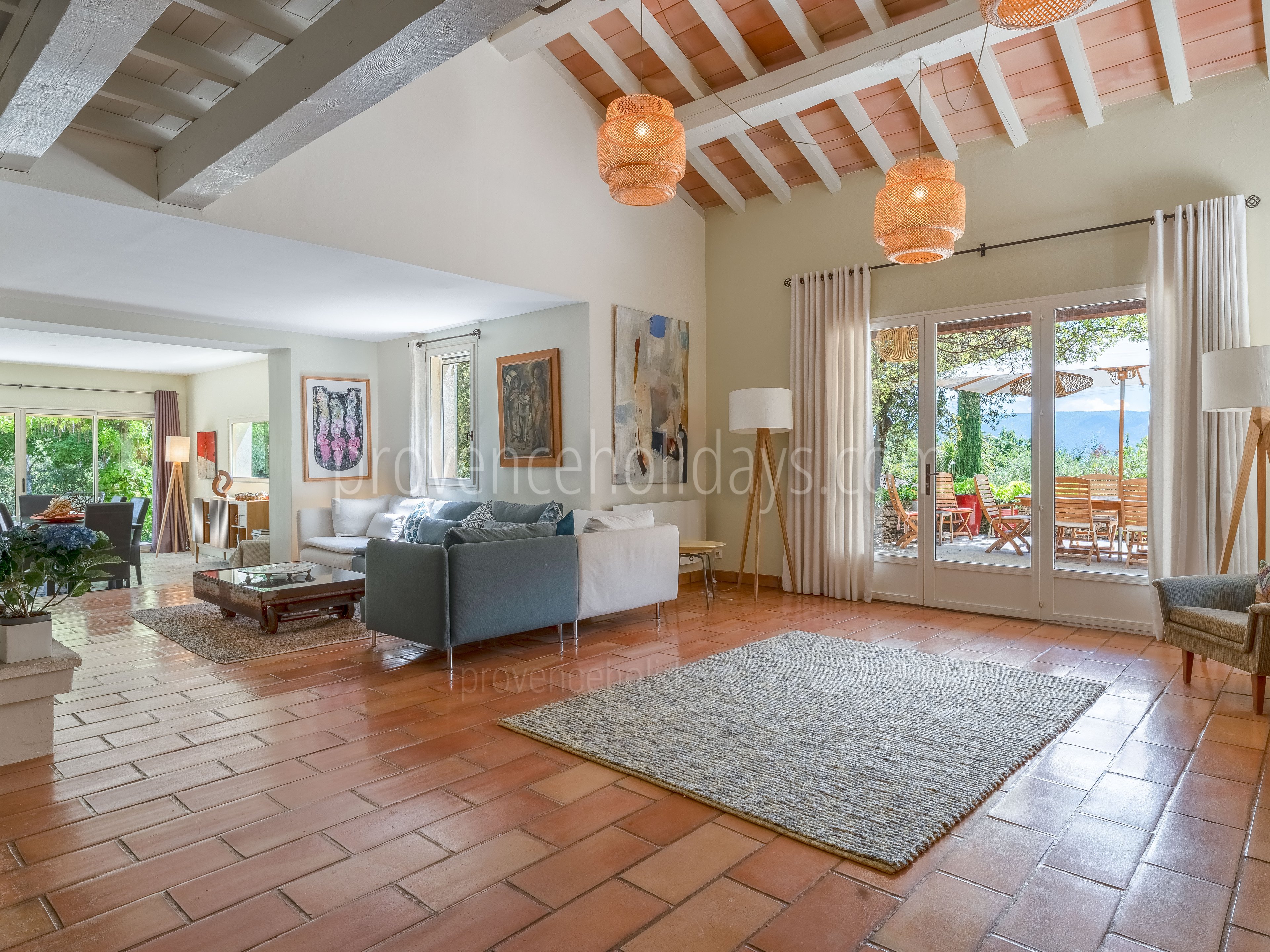12 - Mas Esdanitof: Villa: Interior