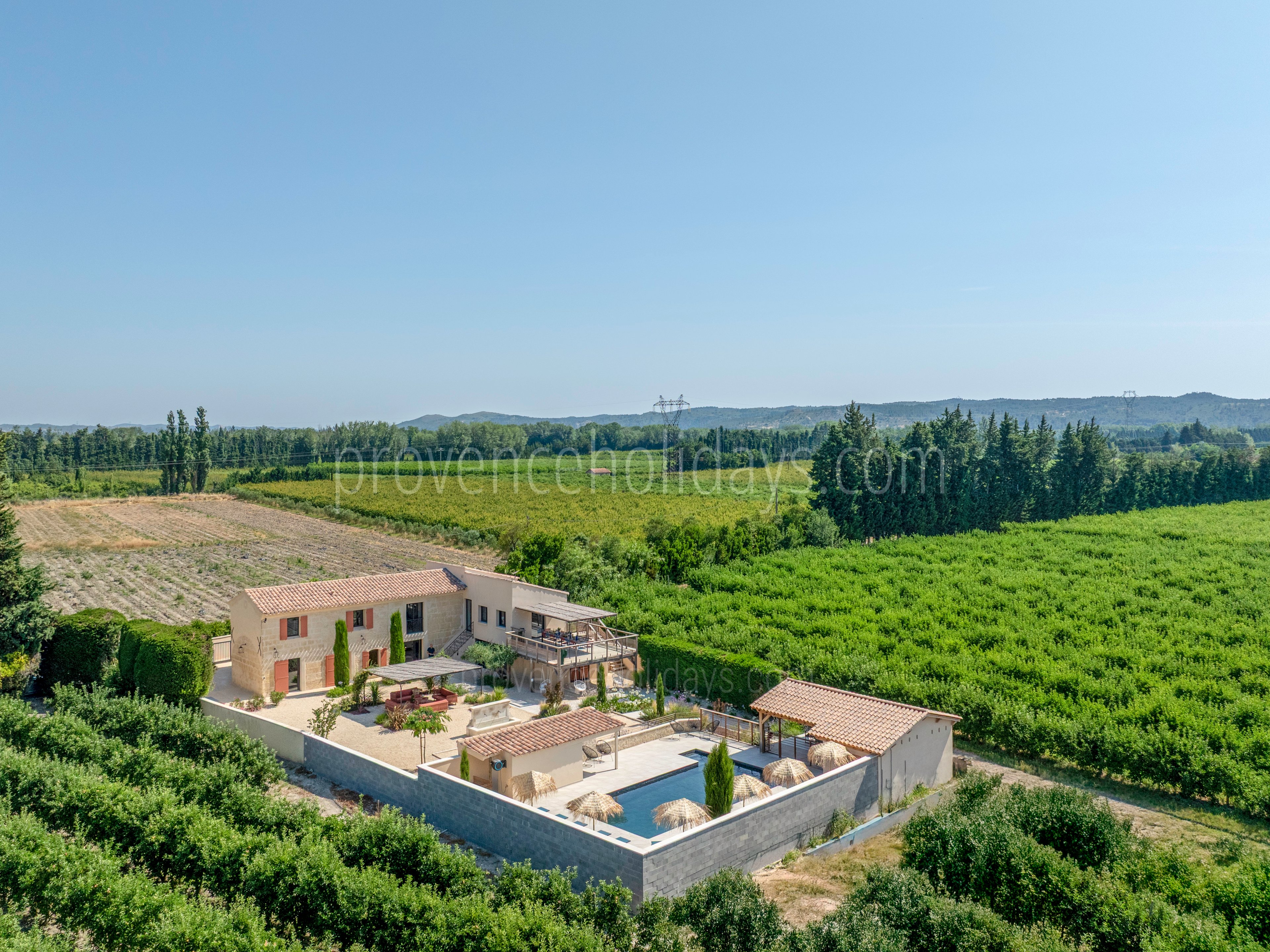 35 - Mas du Repos: Villa: Exterior