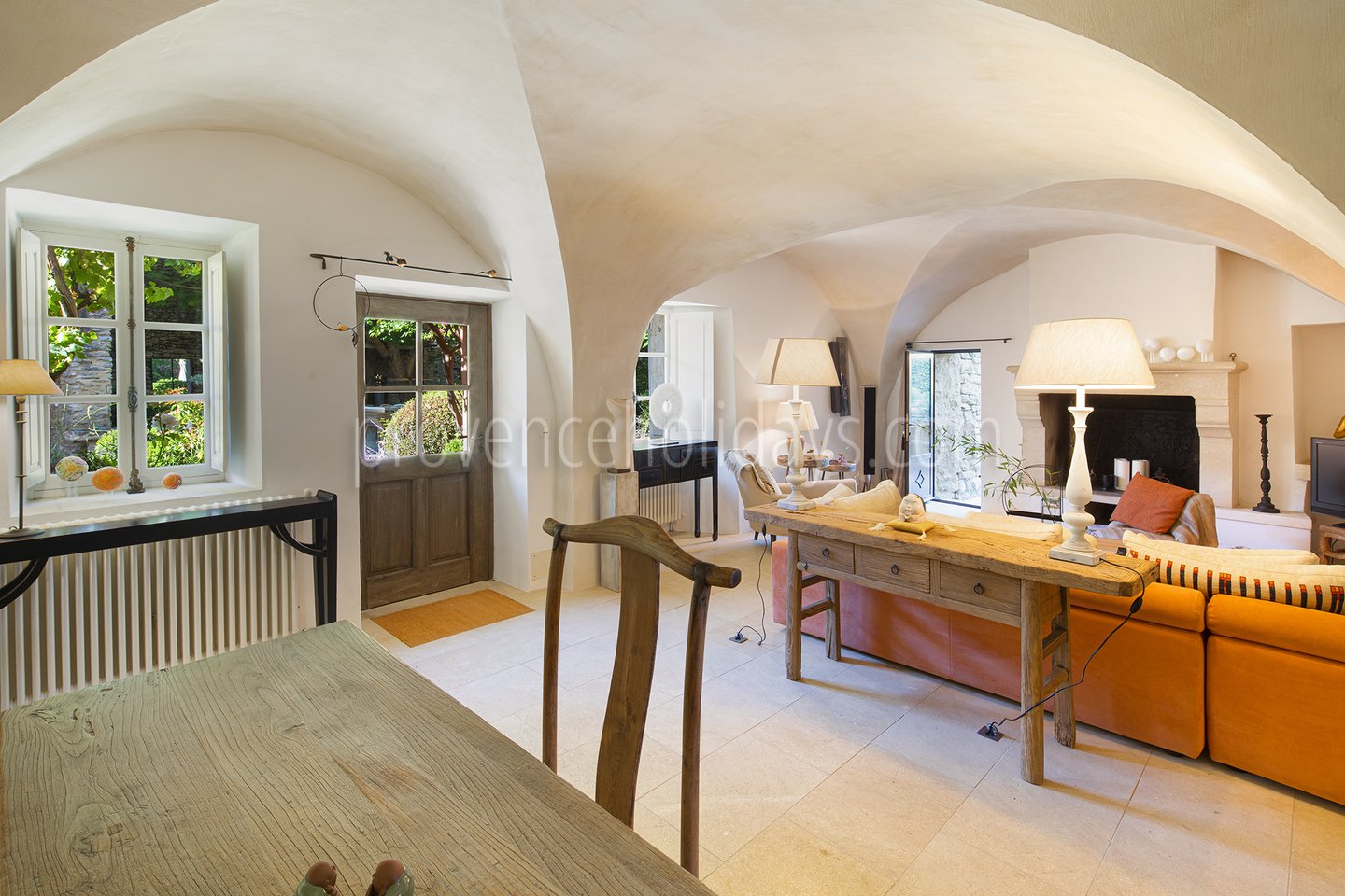 44 - Mas Cabrières: Villa: Interior