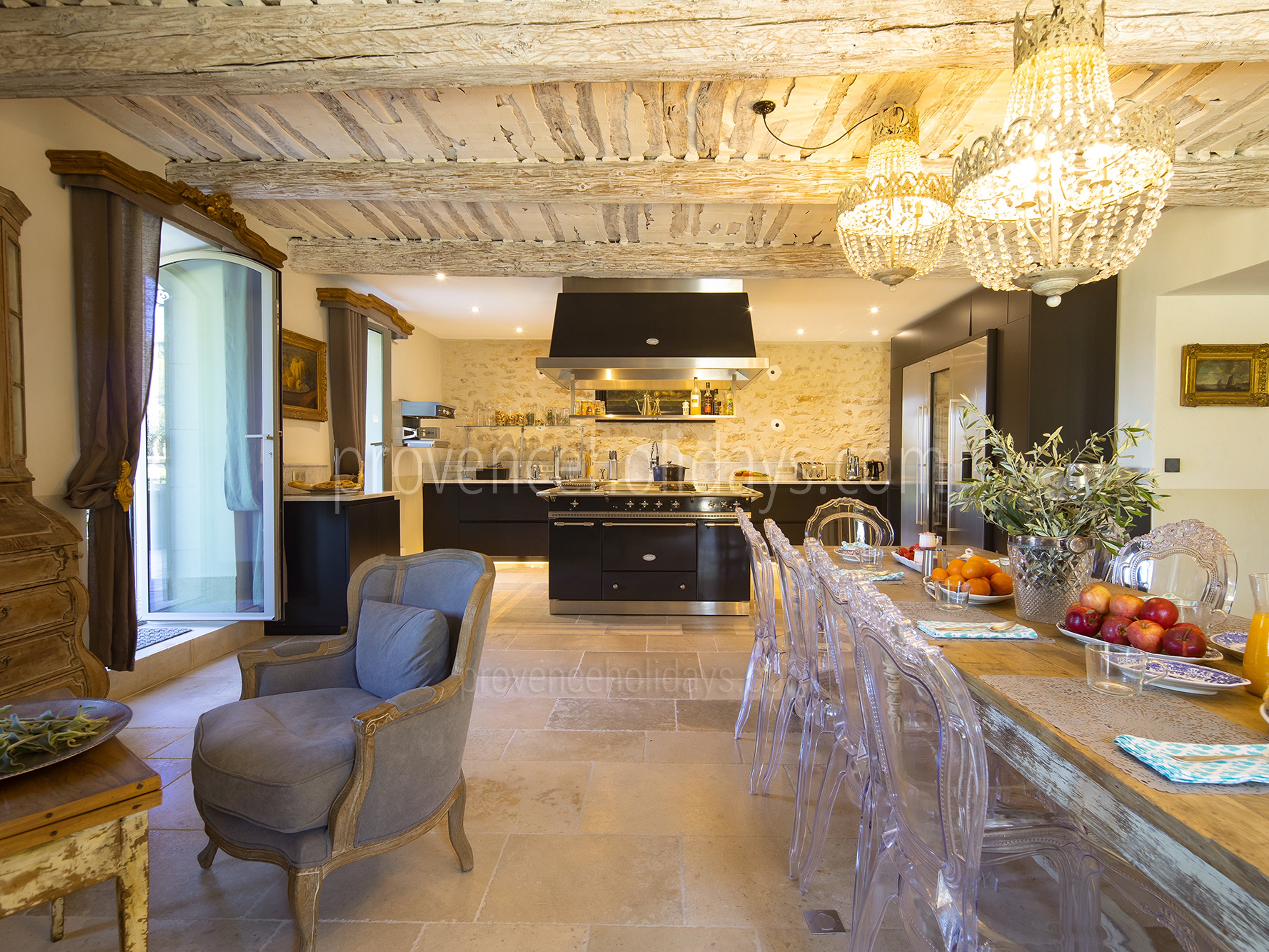 22 - Le Mas des Cyprès: Villa: Interior