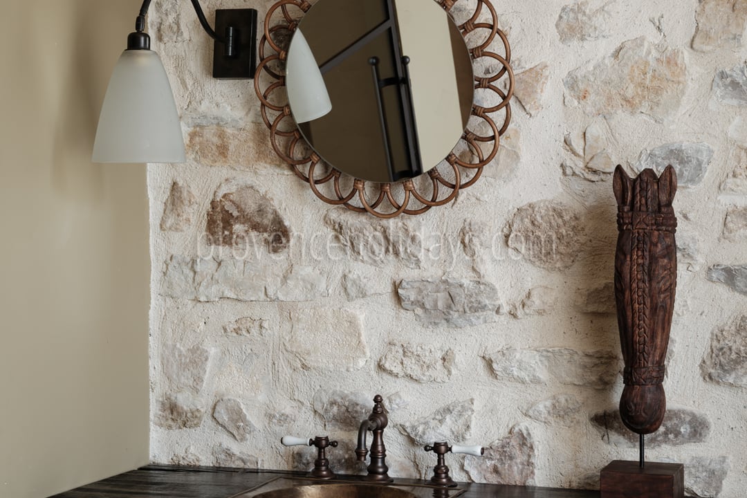 44 - Mas des Oliviers: Villa: Bathroom
