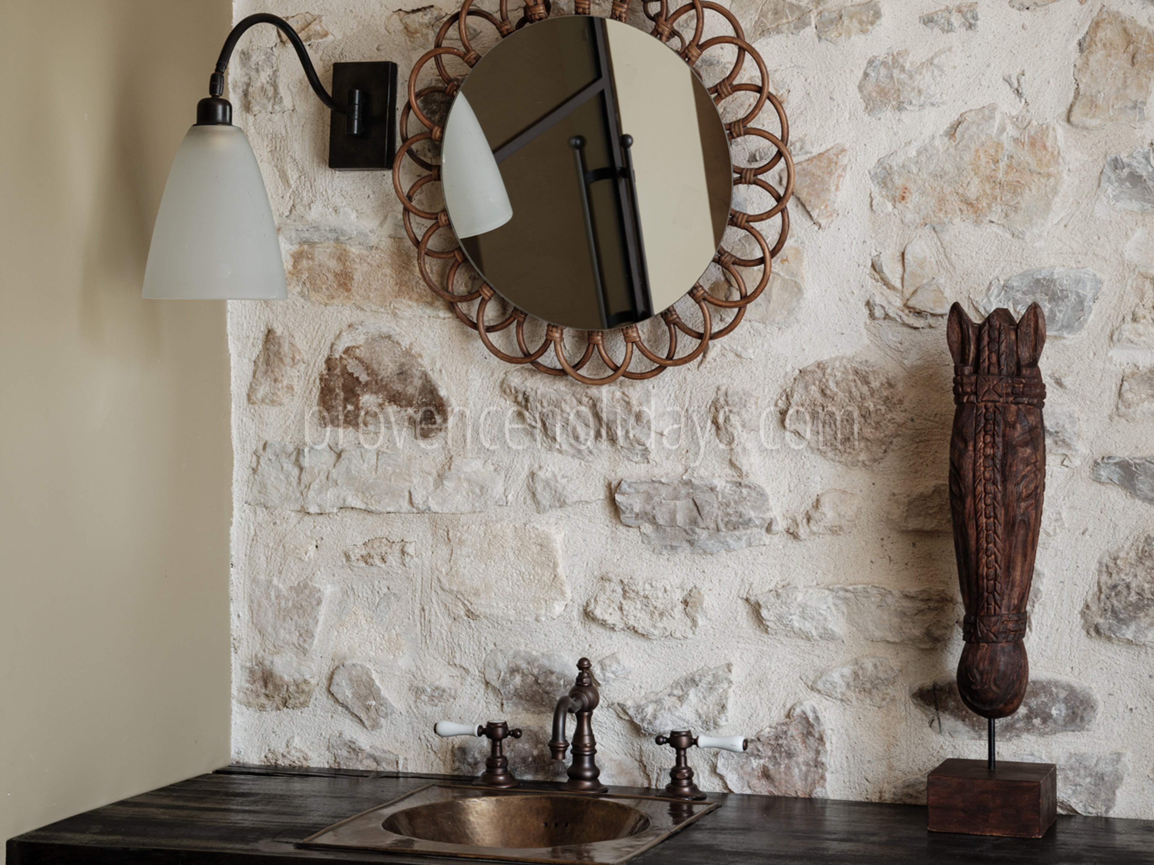 44 - Mas des Oliviers: Villa: Bathroom