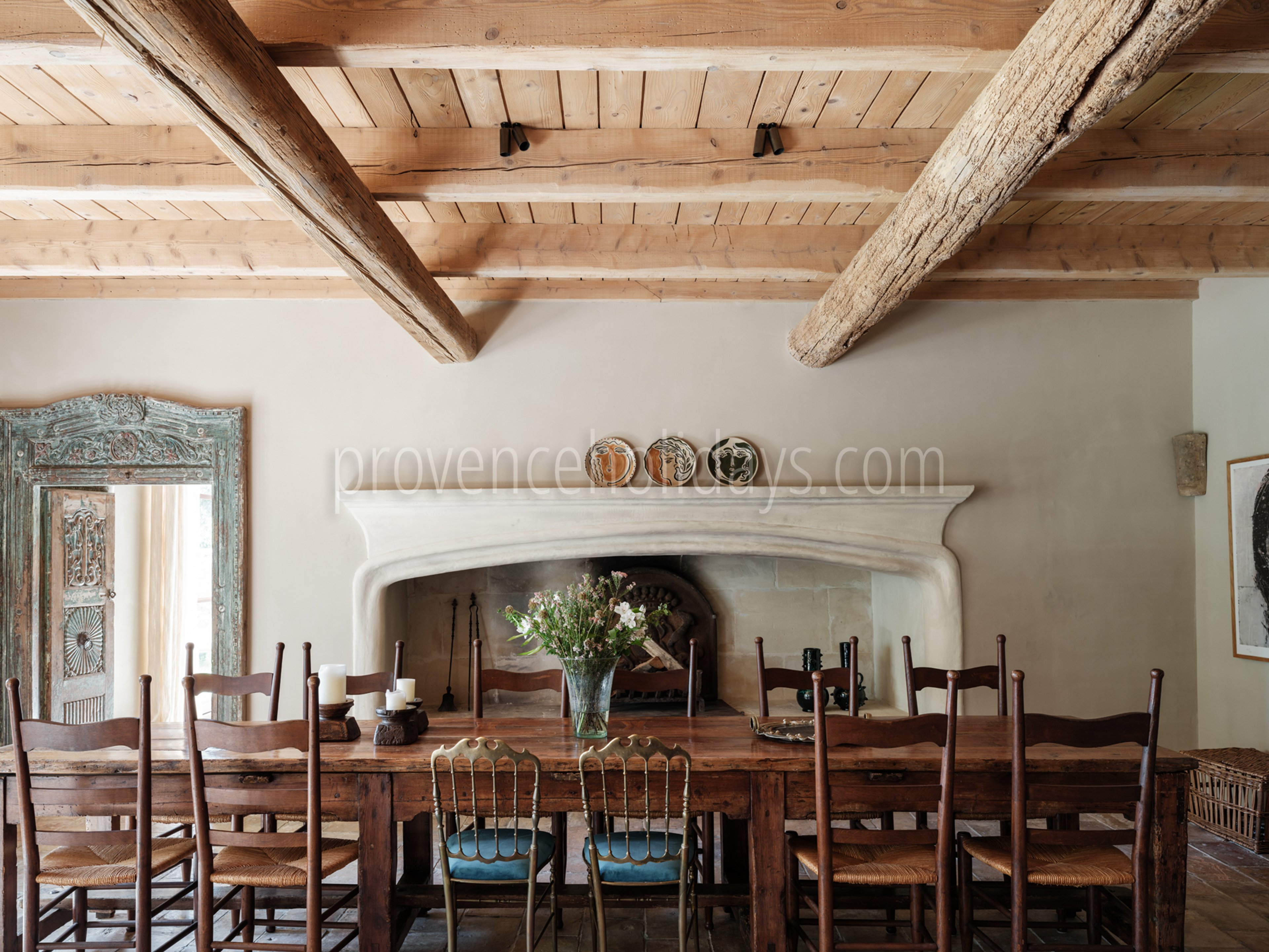 21 - Mas des Oliviers: Villa: Interior