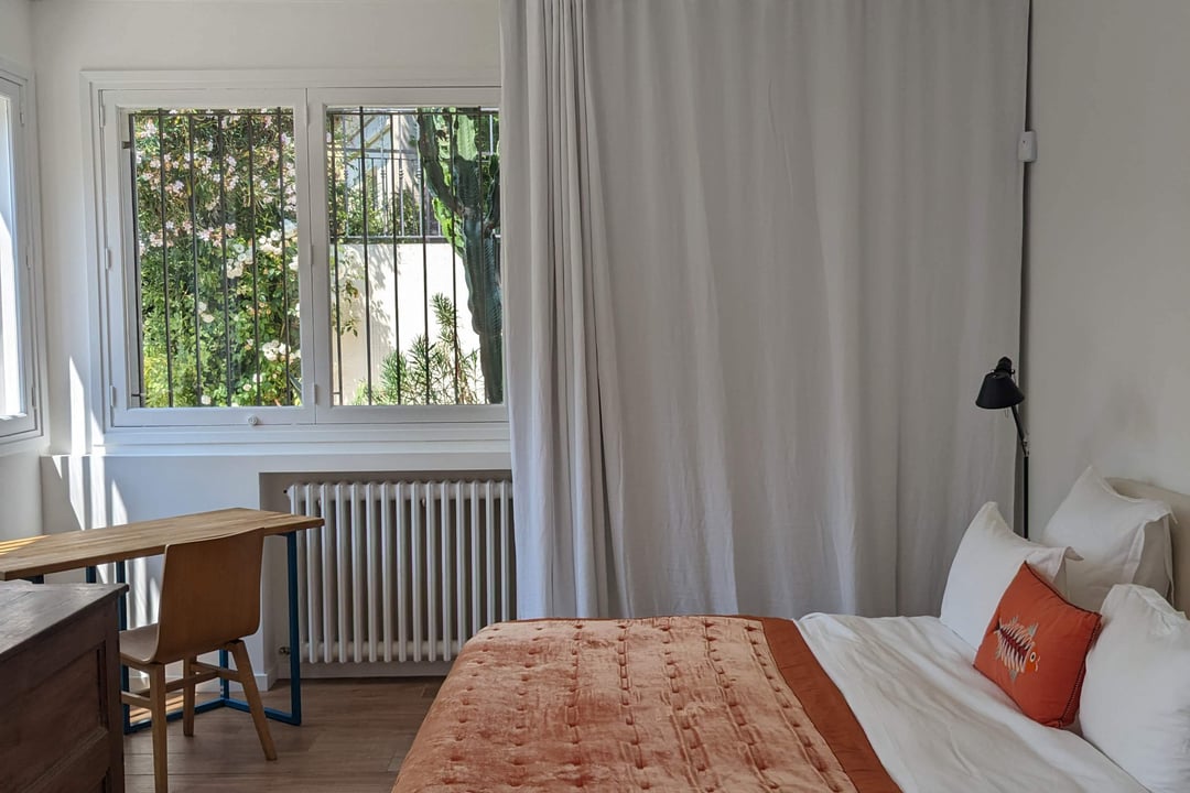 59 - Villa Cap d\'Antibes: Villa: Bedroom