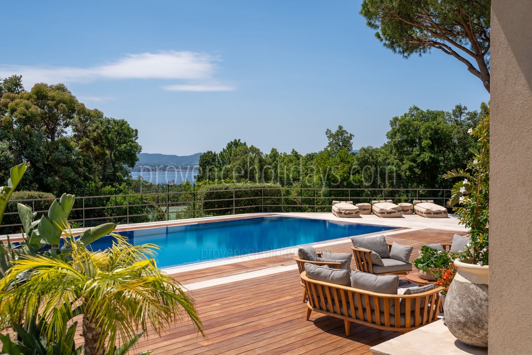 39 - Résidence Celestine: Villa: Pool