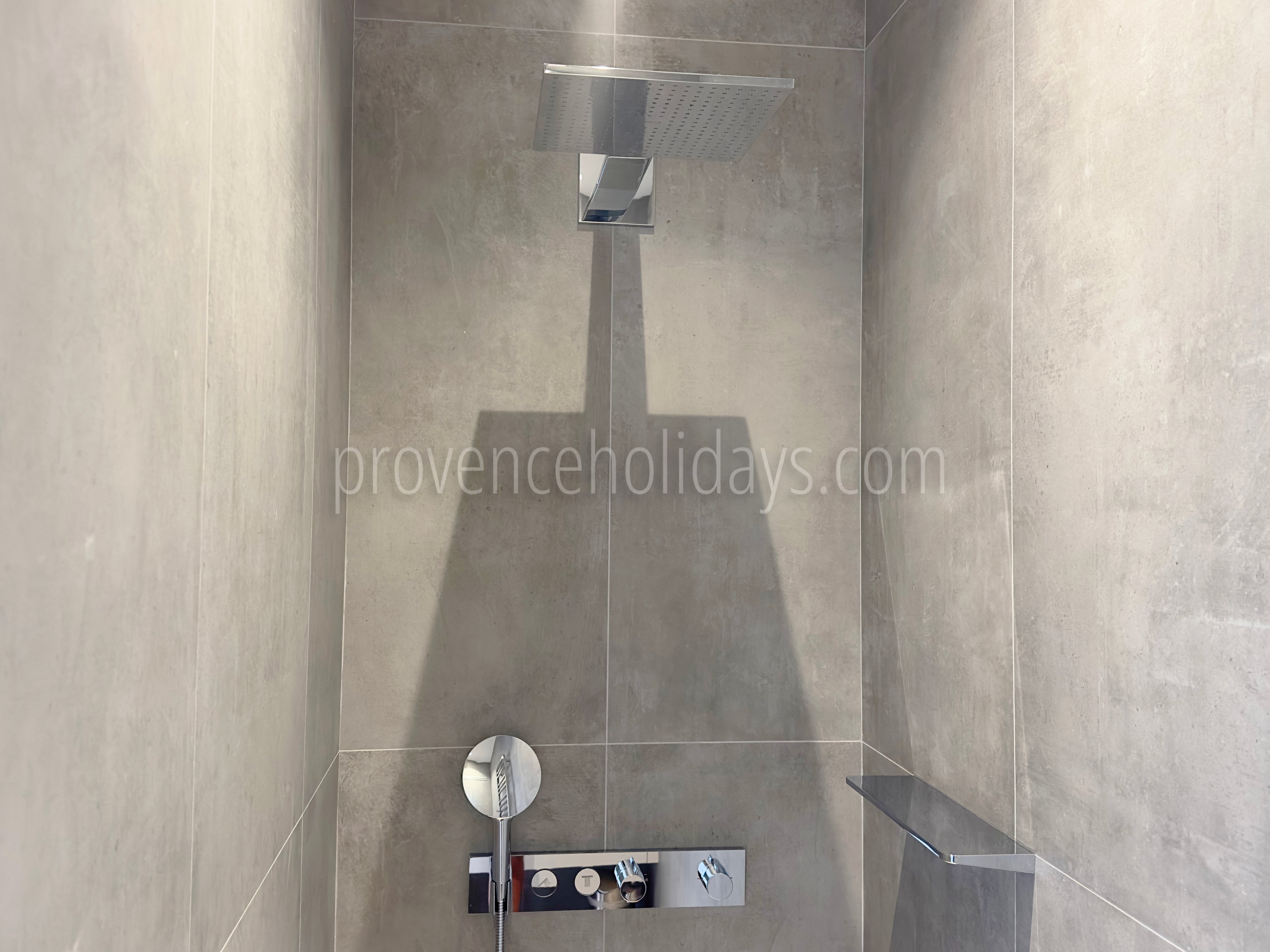 57 - Domaine Altavista: Villa: Bathroom