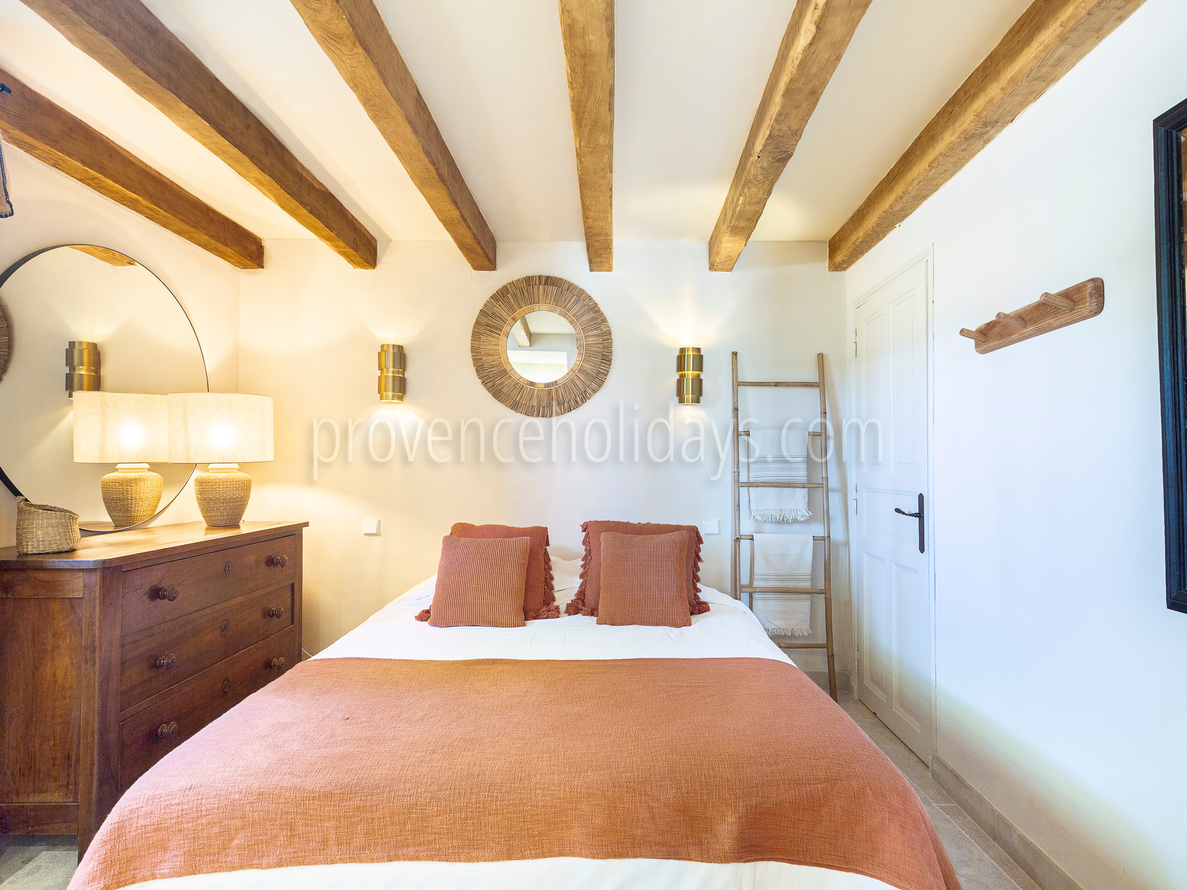 24 - Le Mas de la Terre Rouge: Villa: Bedroom 2