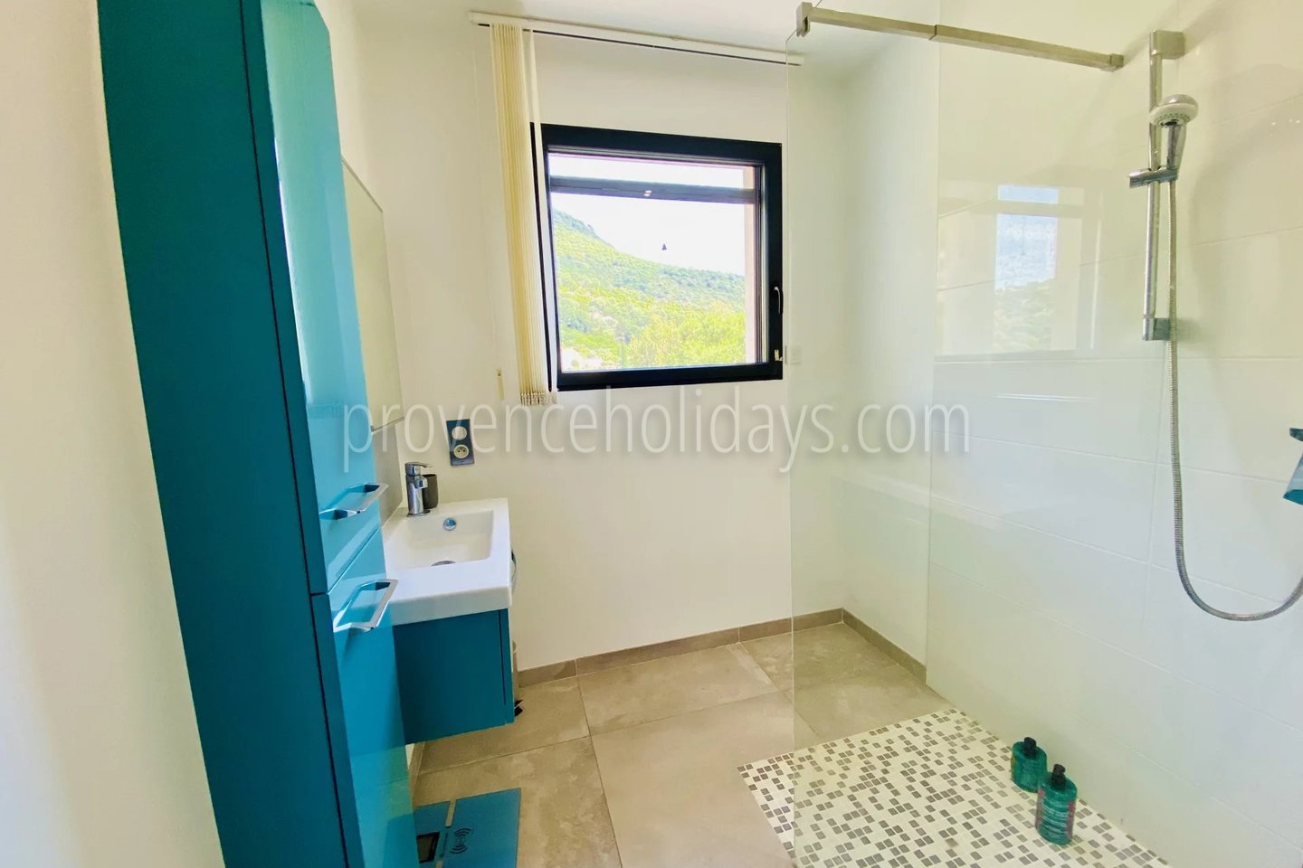 13 - Villa met zelfstandige ruimte in Cavalaire-sur-Mer: Villa: Bathroom