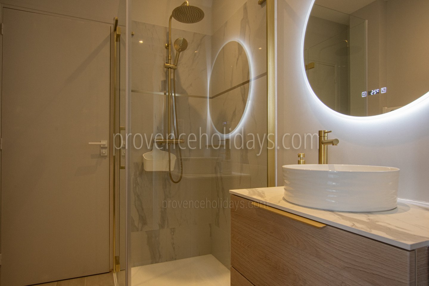 44 - Mas Baroche: Villa: Bathroom