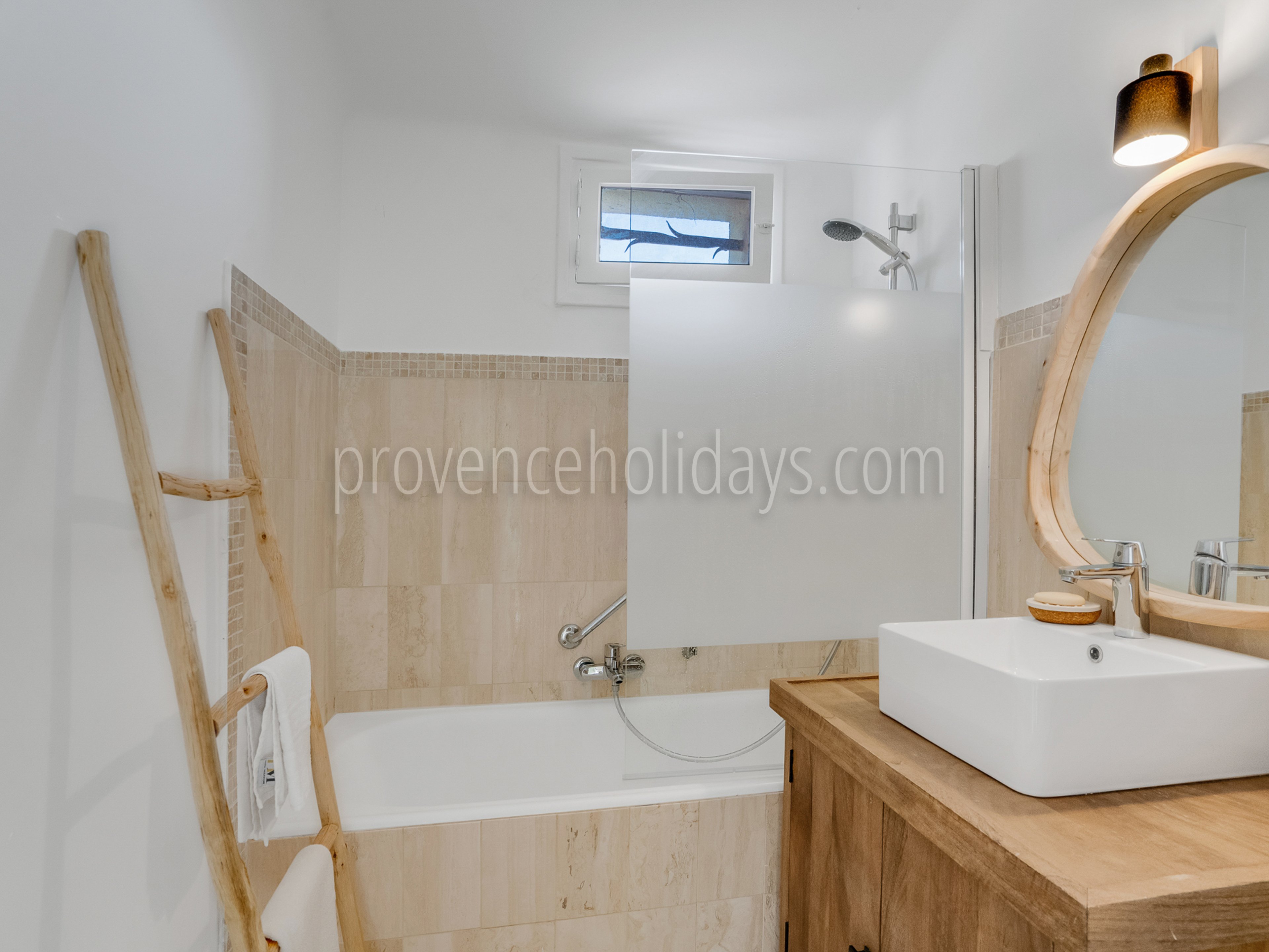 22 - Azur Sérénité: Villa: Bathroom