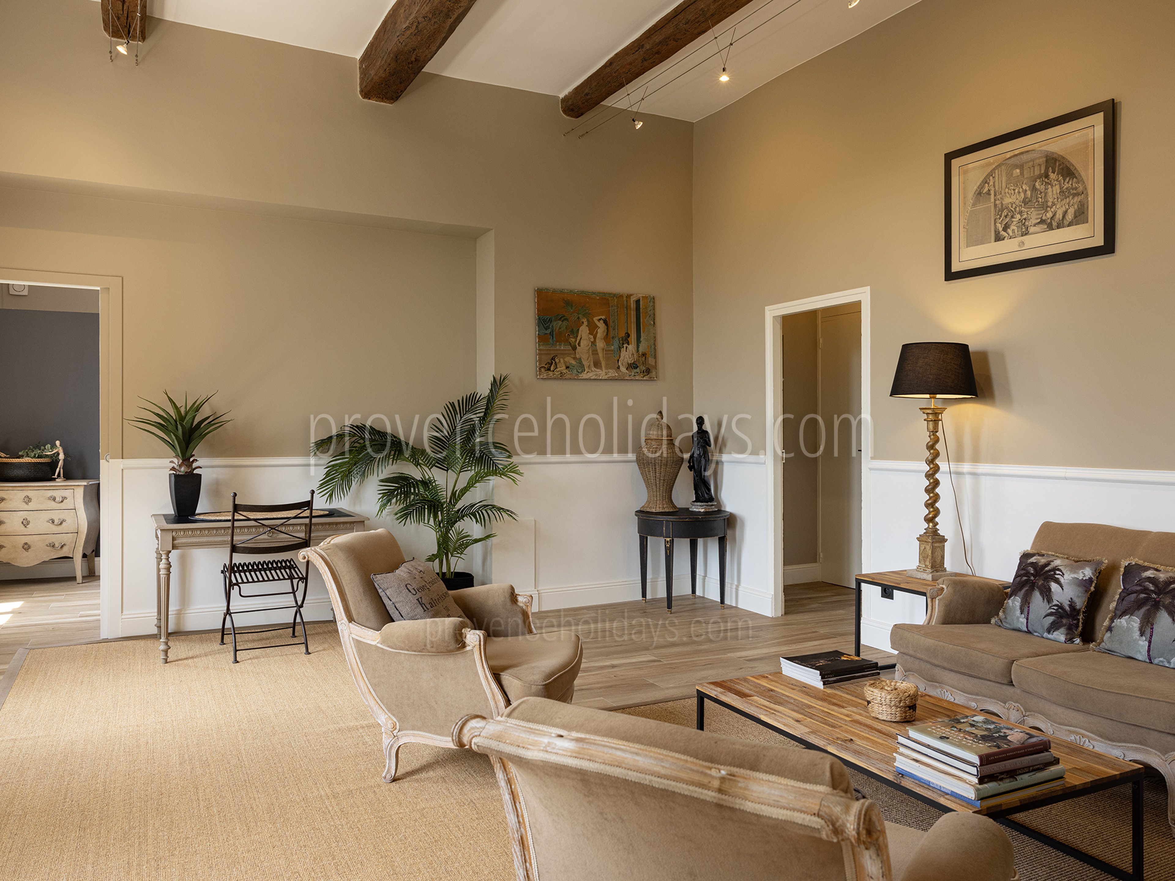 38 - La Bâtisse d\'Uzès: Villa: Interior