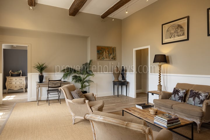 38 - La Bâtisse d\'Uzès: Villa: Interior