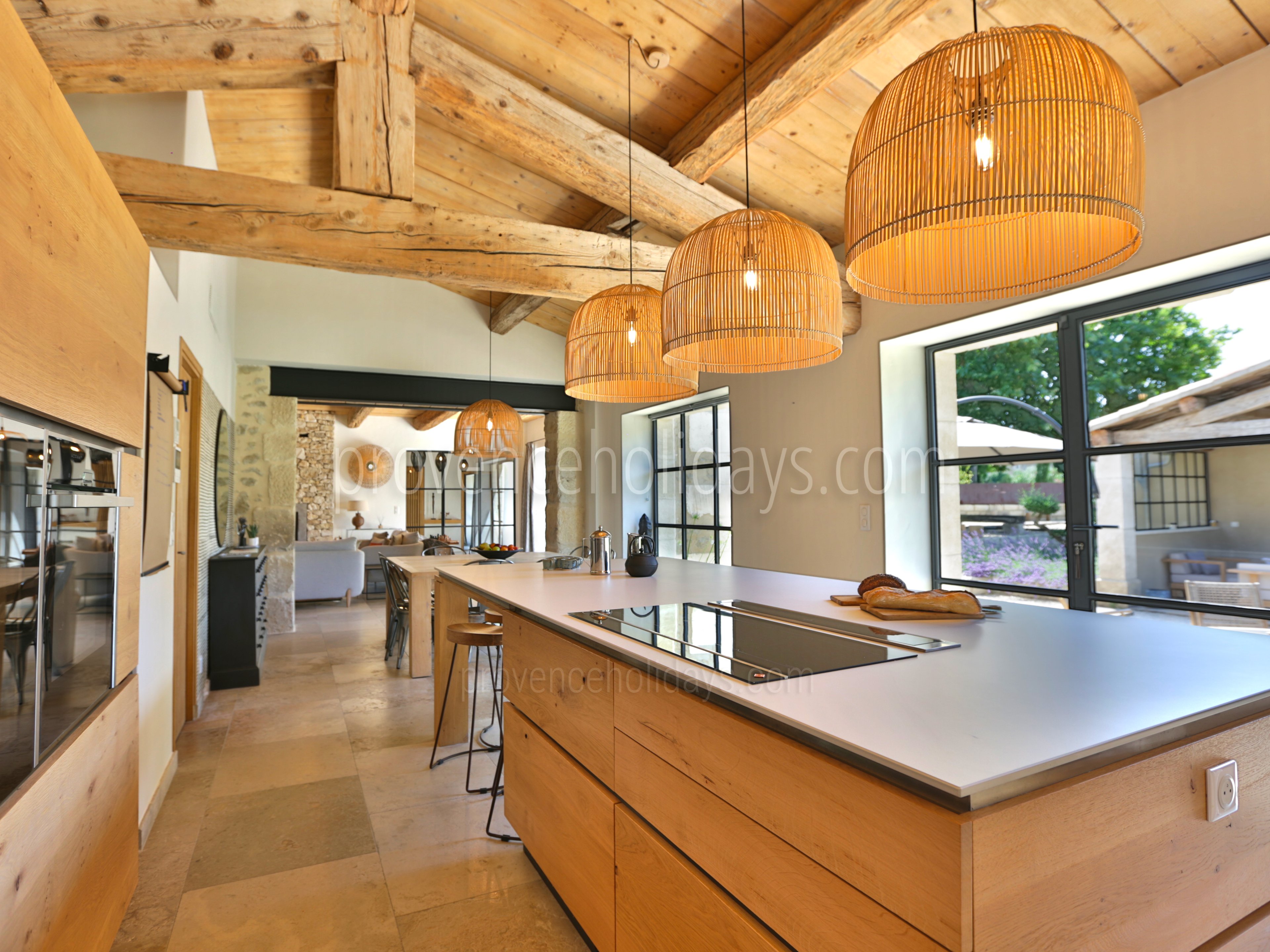 48 - Mas des Lumières: Villa: Interior