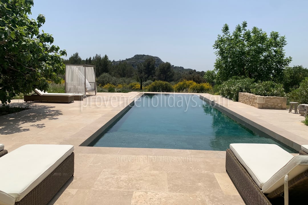 6 - Mas des Baux: Villa: Pool