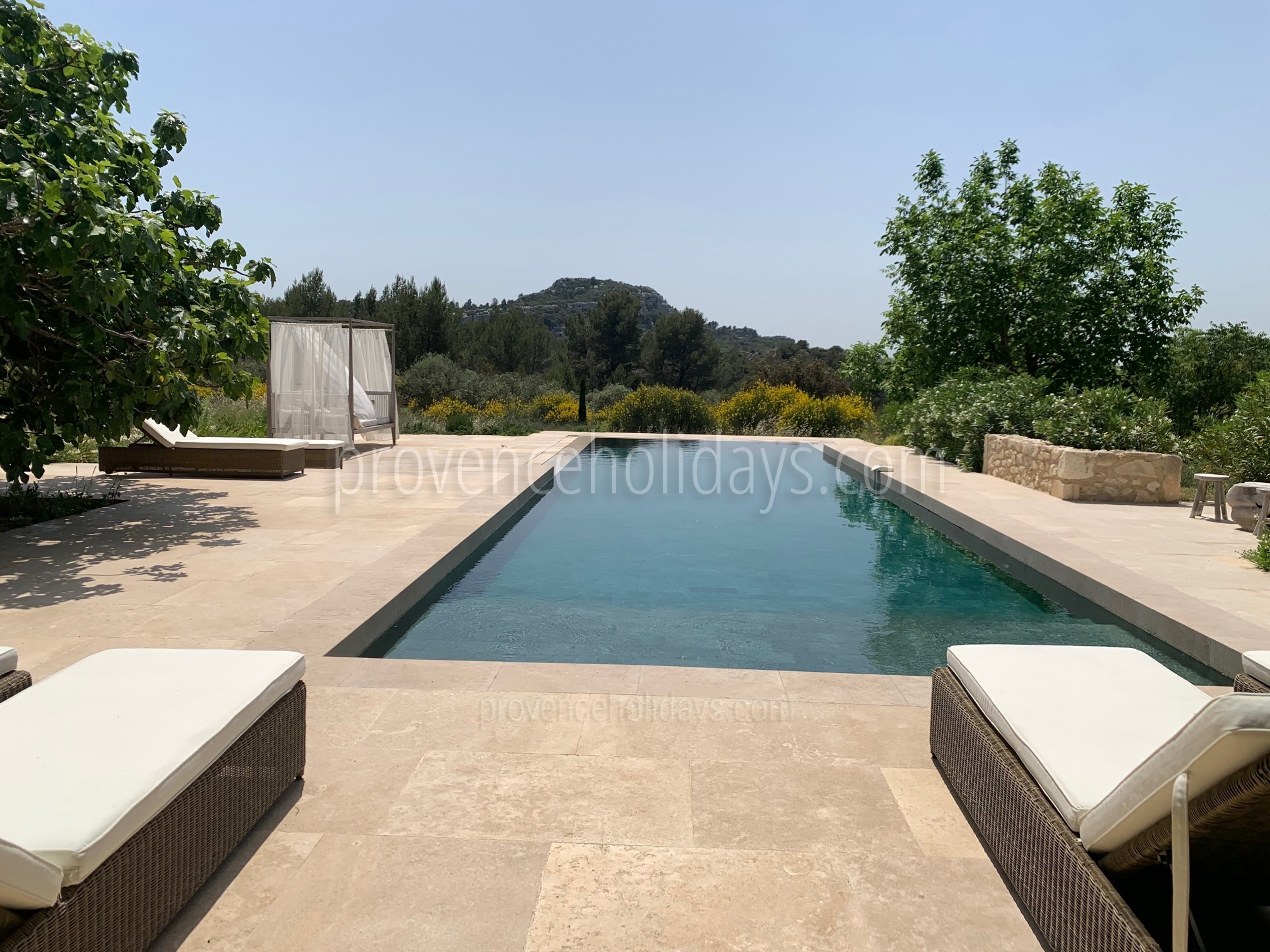 6 - Mas des Baux: Villa: Pool
