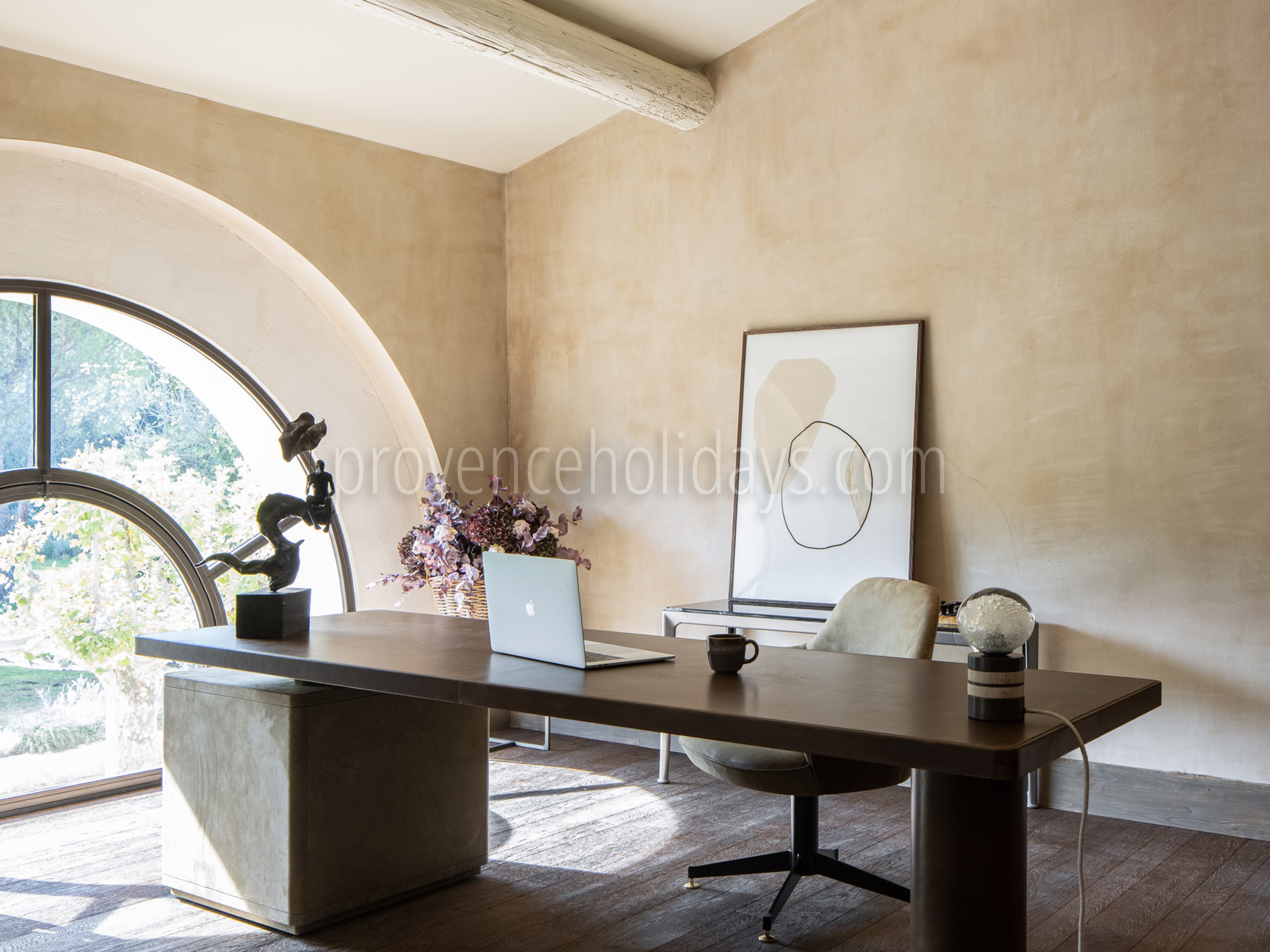 28 - Mas du Paradis: Villa: Interior