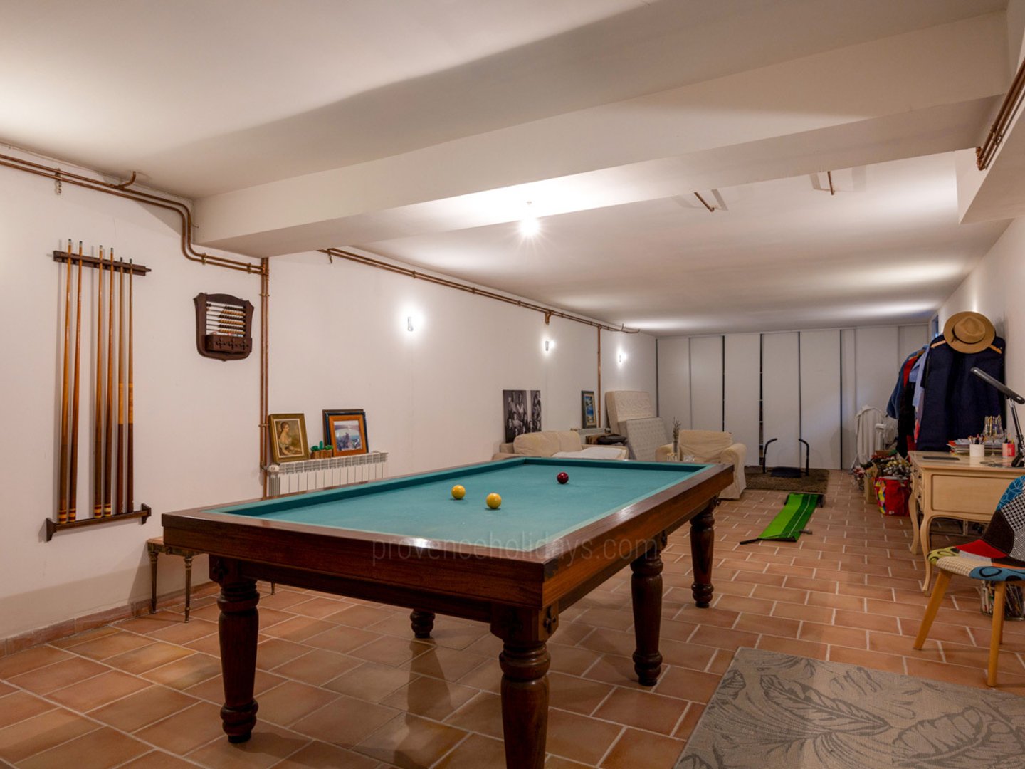 9 - Villa Loggia: Villa: Interior