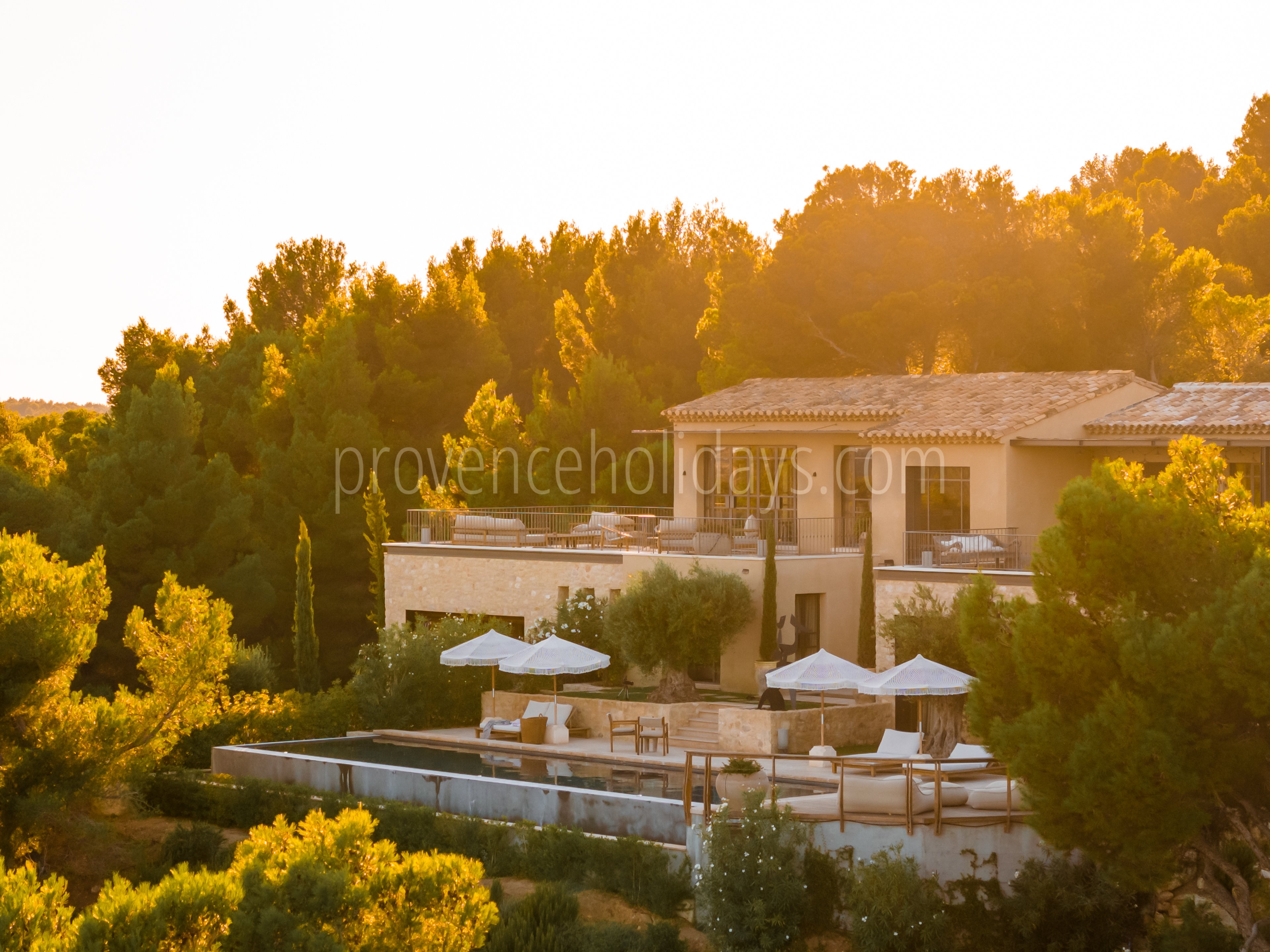 61 - Villa Paradis: Villa: Exterior