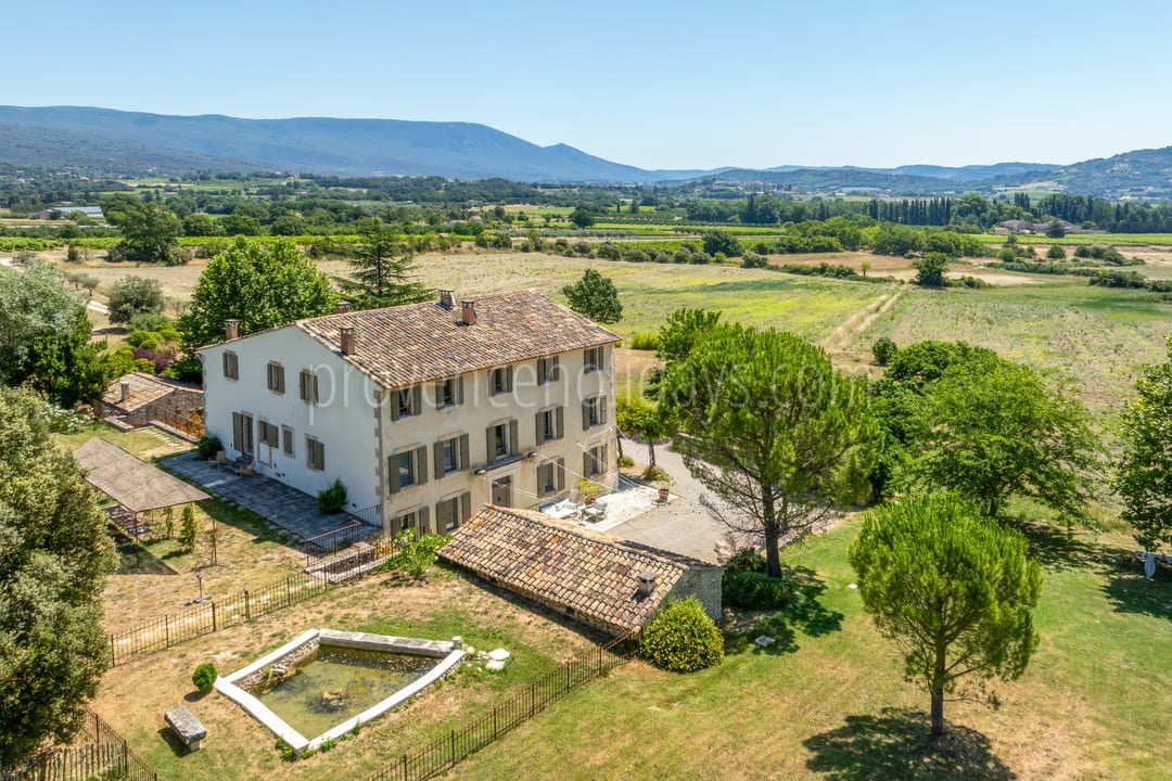 6 - La Bastide des Sources: Villa: Exterior
