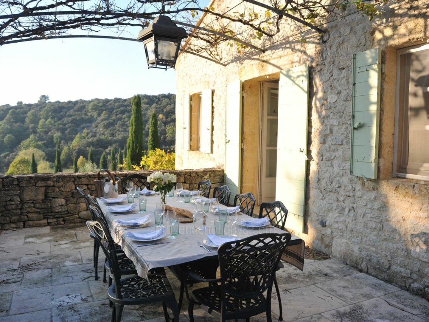 12 - Le Mas de Bonnieux: Villa: Exterior
