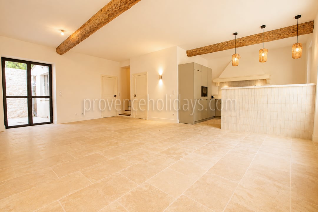 9 - Renoviertes Dorfhaus in Maussane-les-Alpilles: Villa: Interior